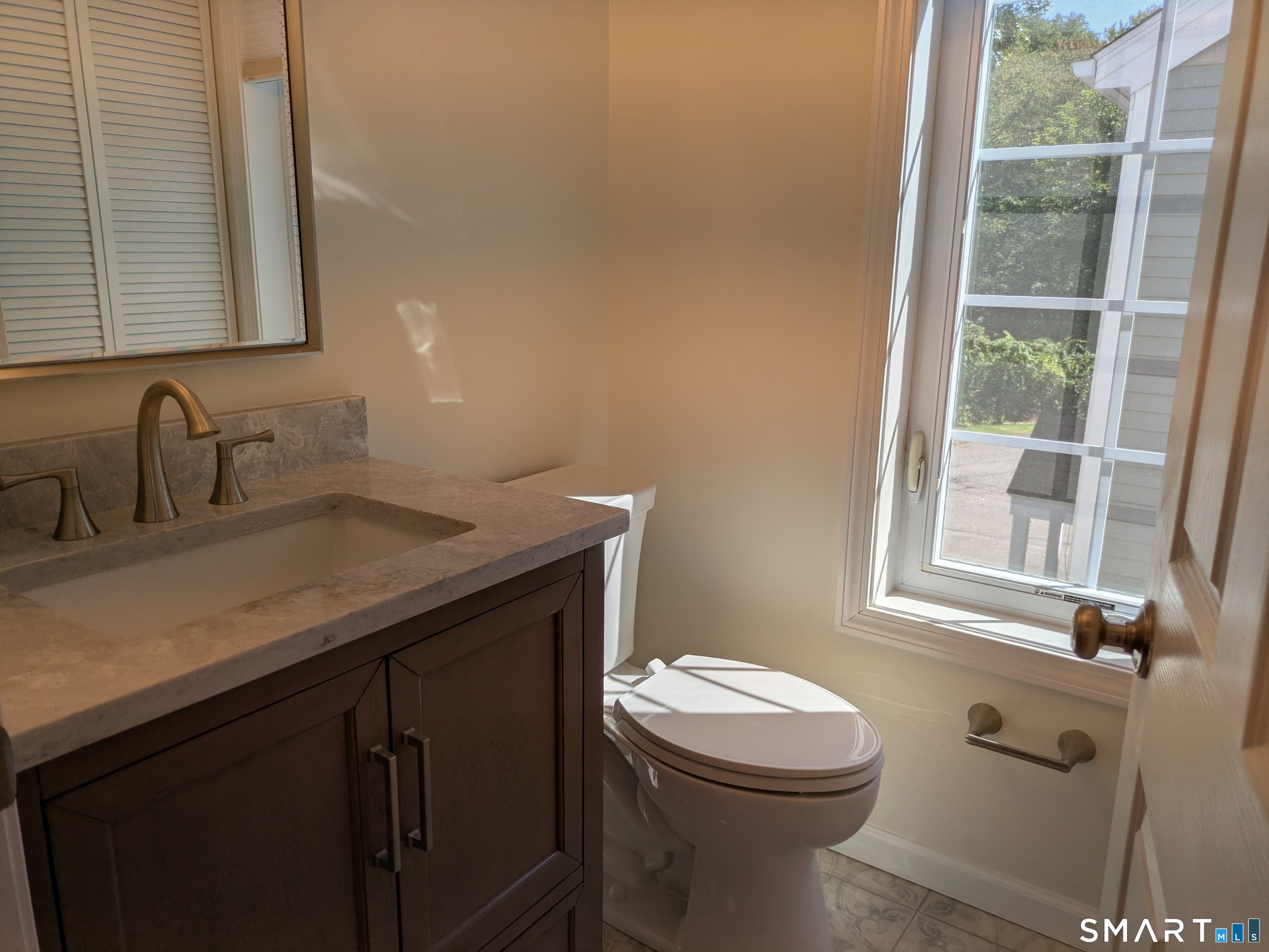 23 Woodland Road Unit #Apt B6 photo 11
