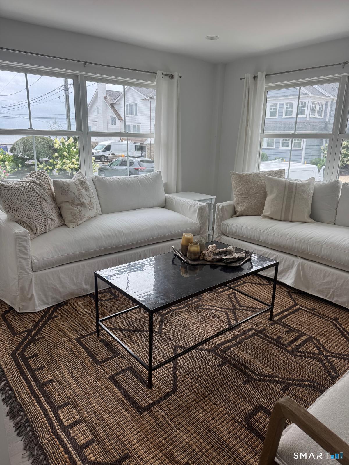 10 Danbury Avenue photo 12