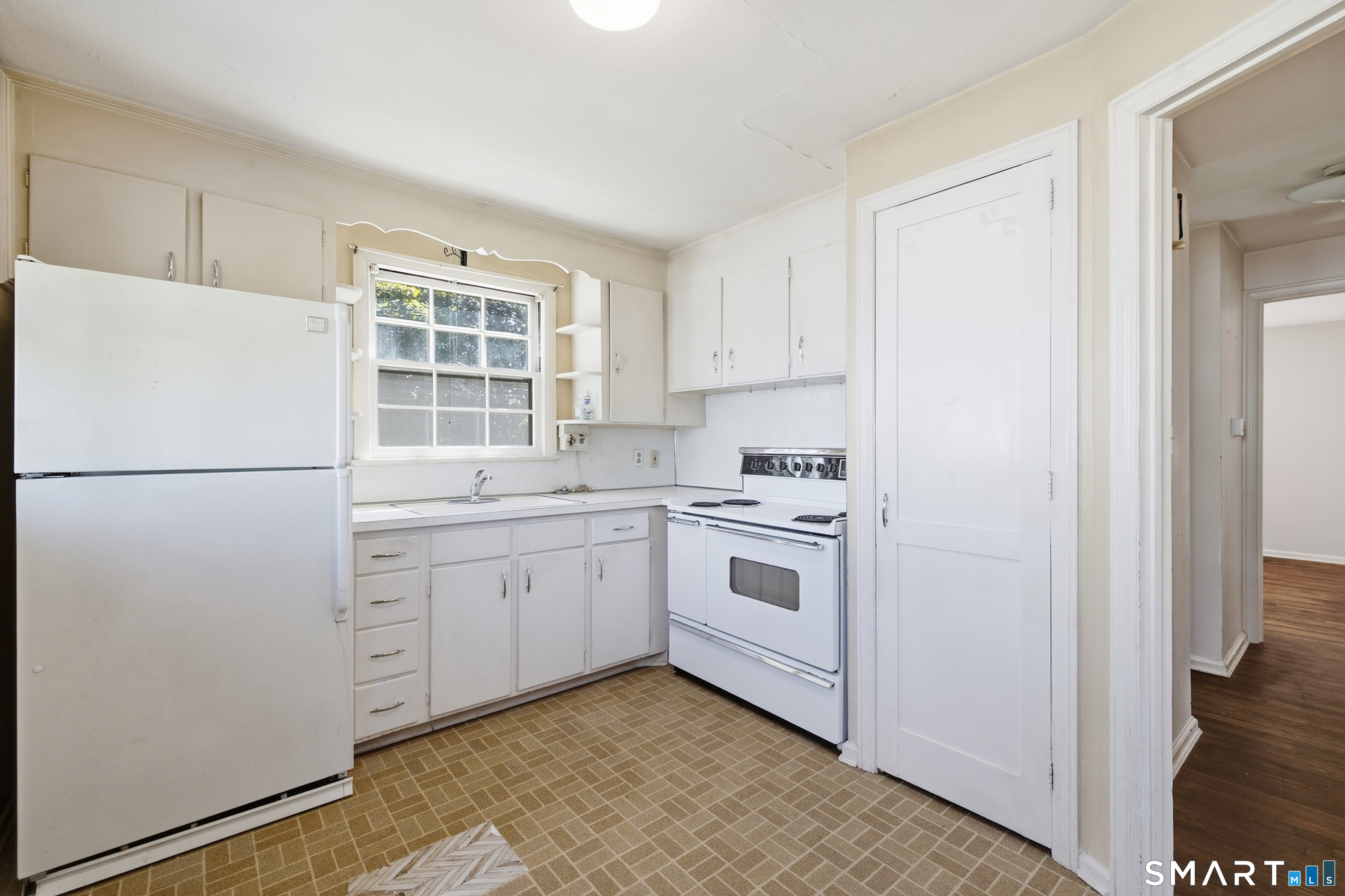 15 Chamberlin Drive photo 10