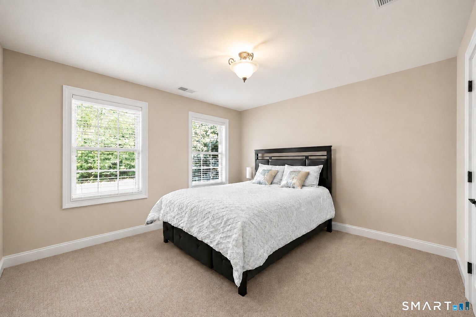26 Hendrickson Lane photo 20
