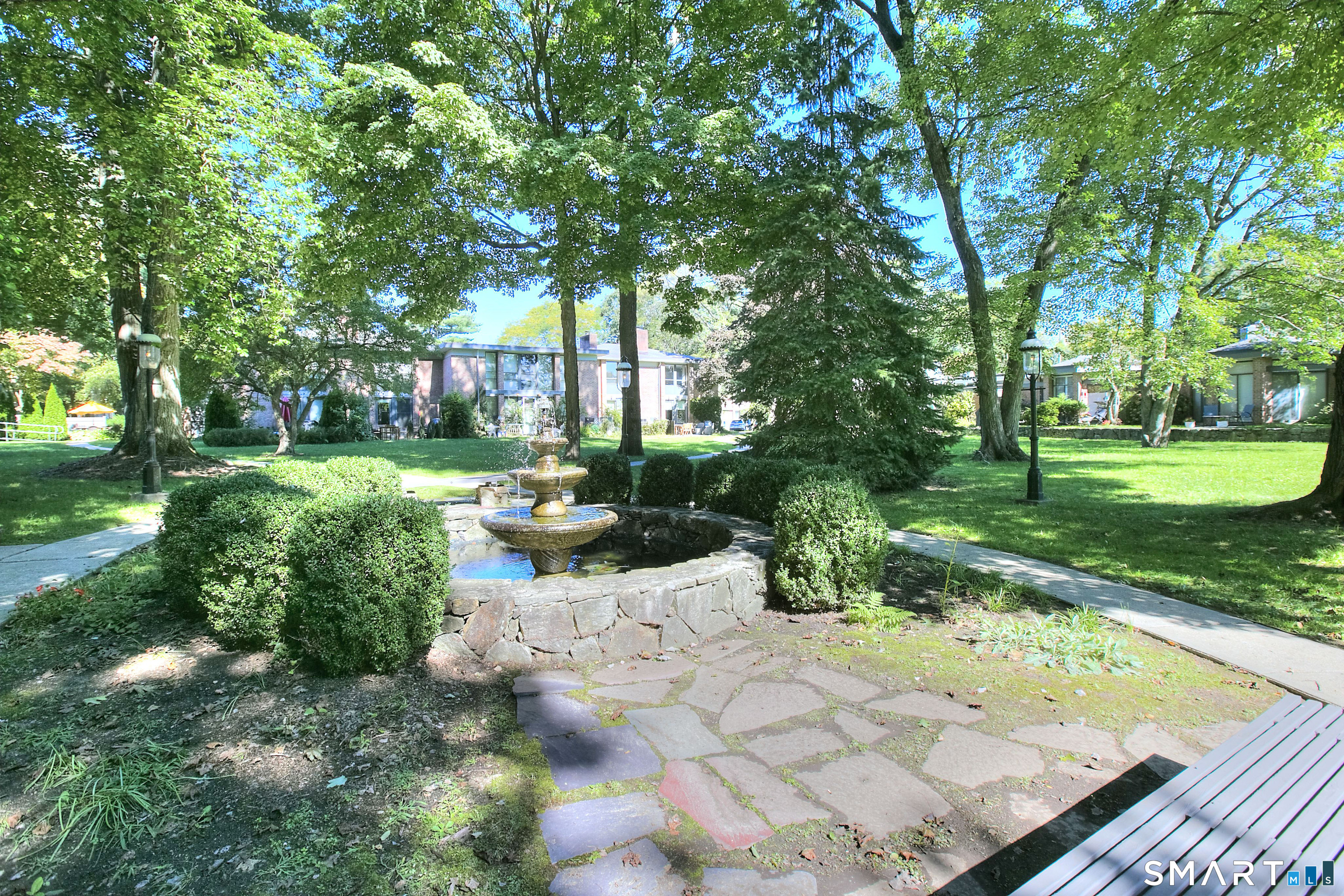 160 Fairfield Woods Road Unit #25 photo 30