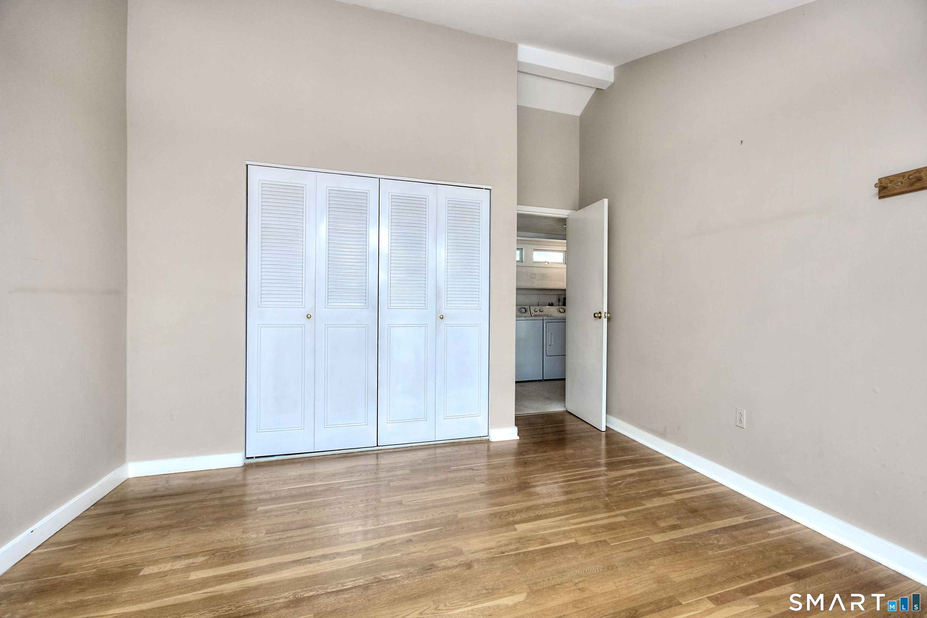 160 Fairfield Woods Road Unit #25 photo 22
