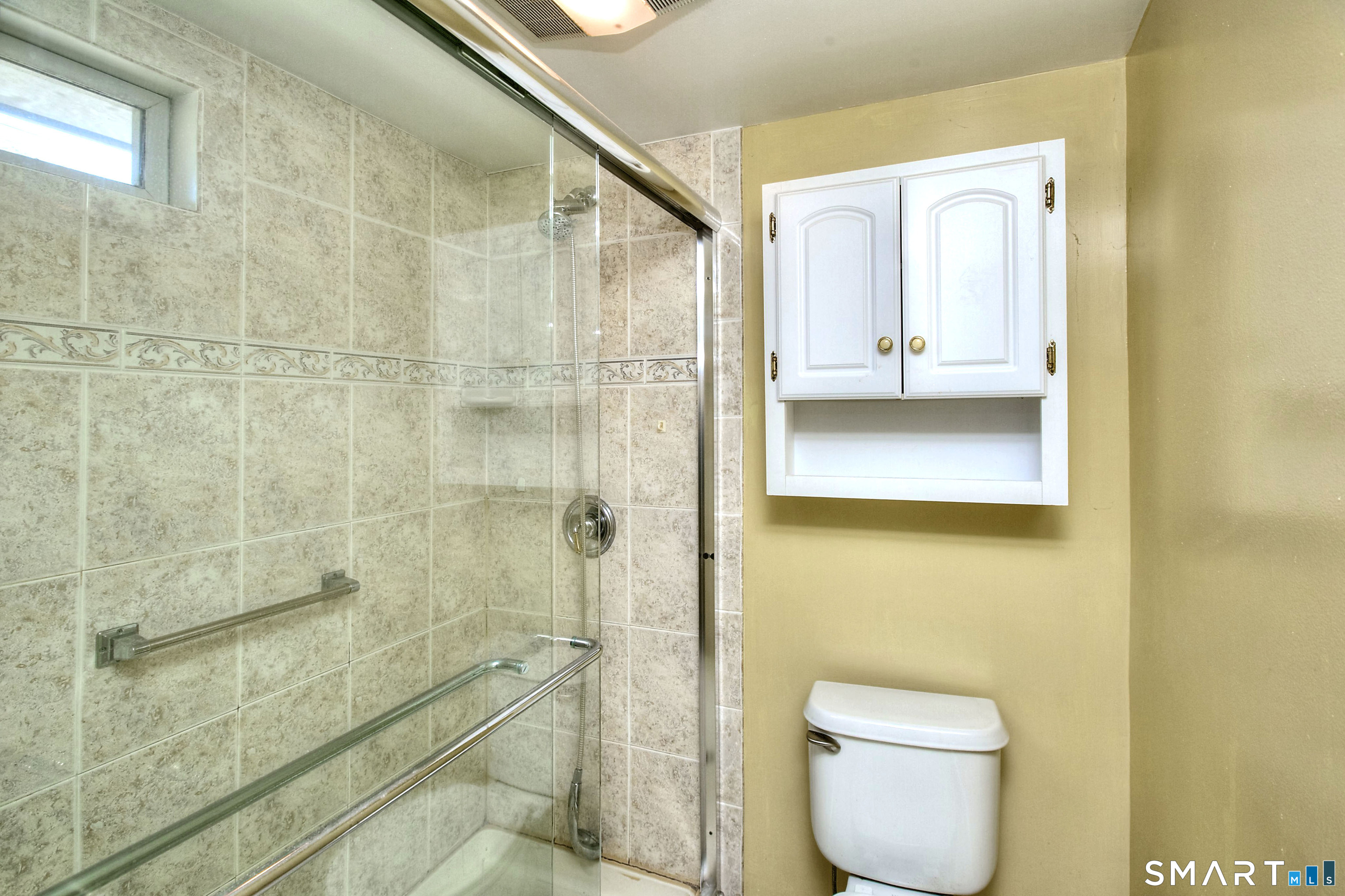 160 Fairfield Woods Road Unit #25 photo 26