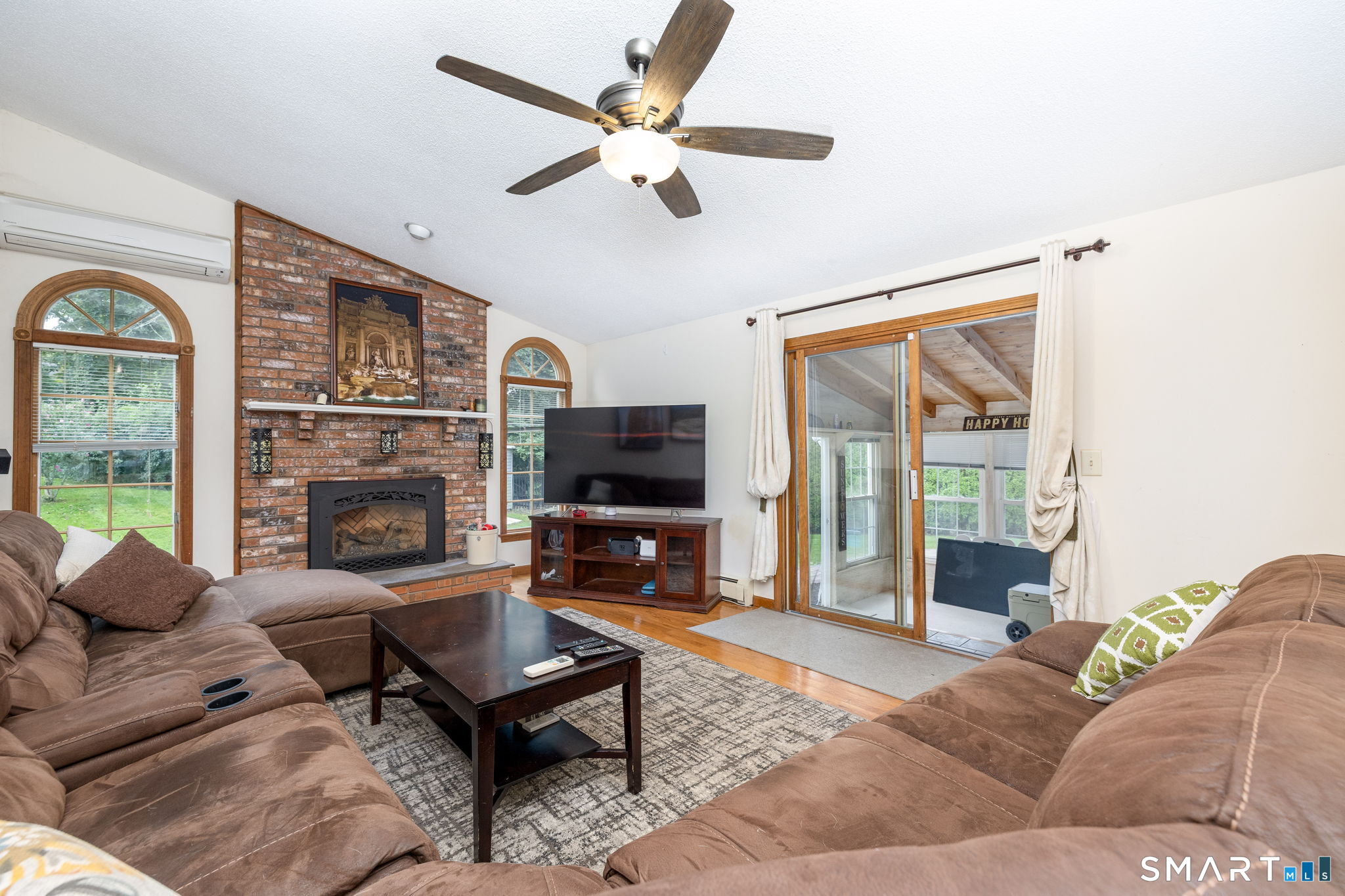 75 Isabelle Drive photo 10