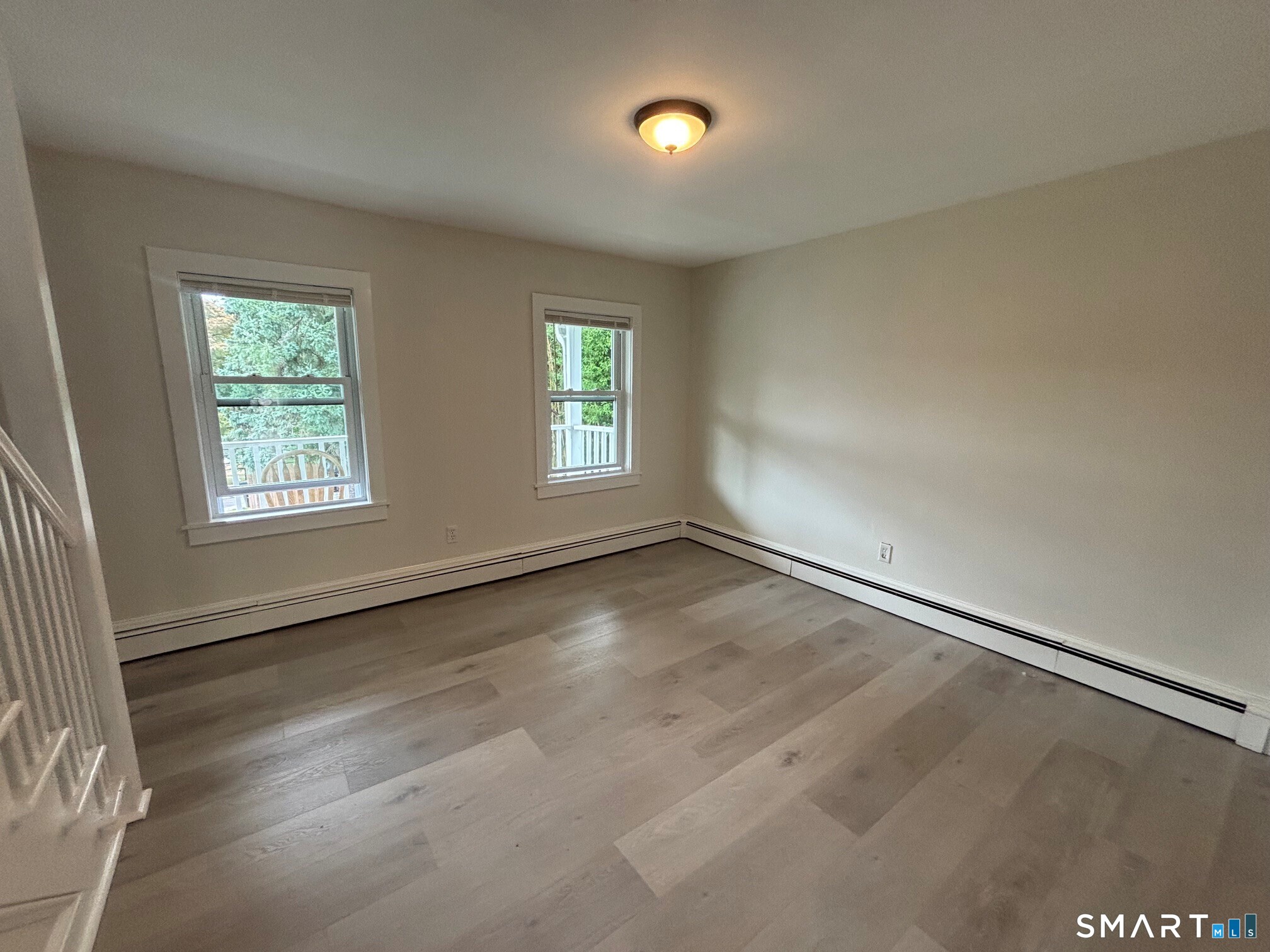 245 W. Glenville Road photo 6