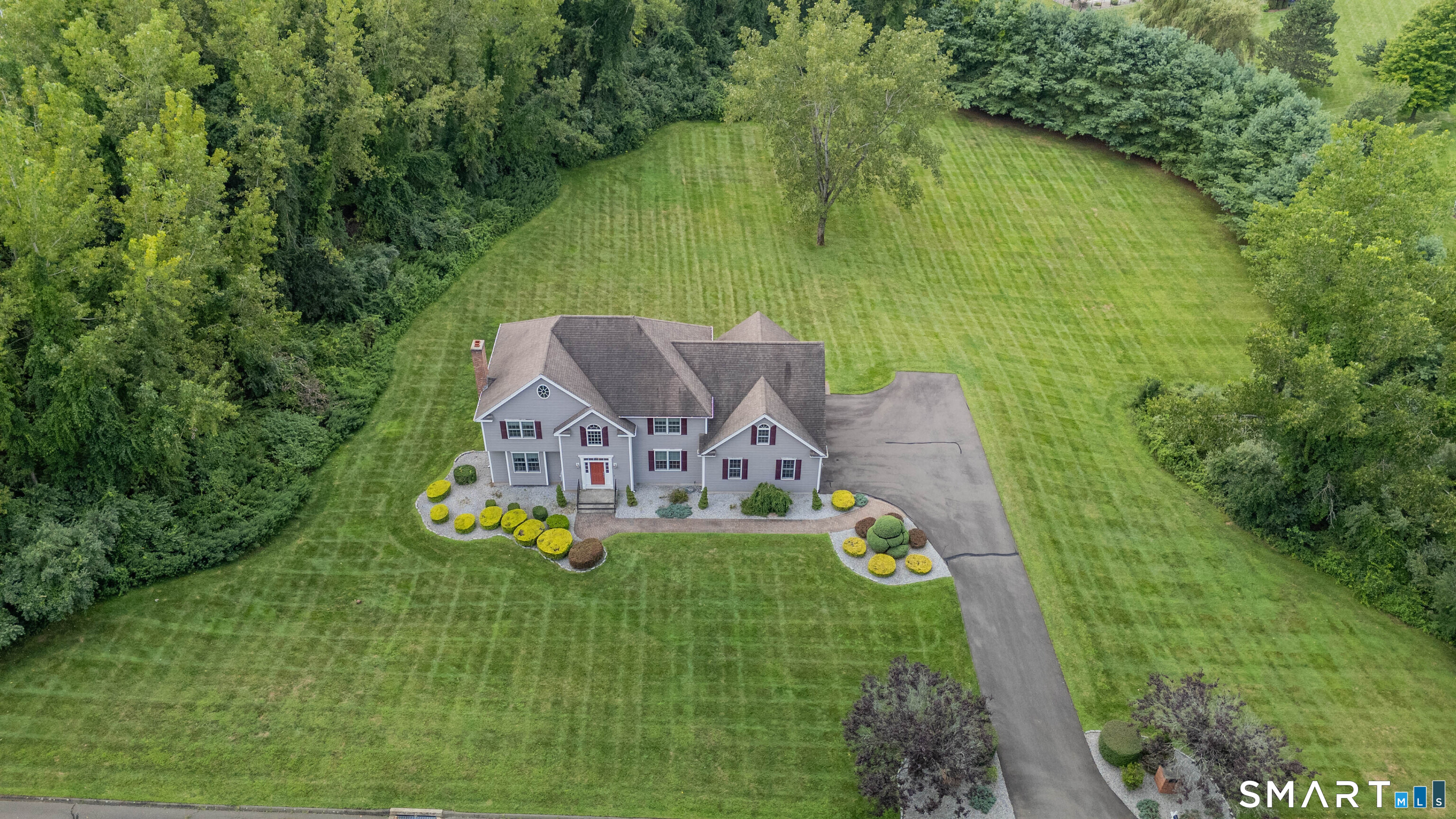 120 Linden Drive photo 38