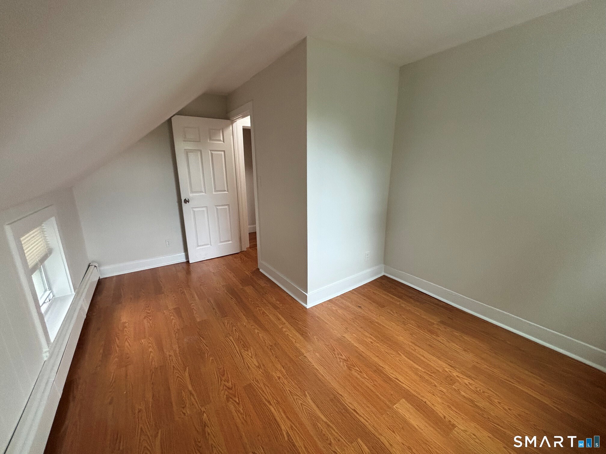 245 W. Glenville Road photo 11