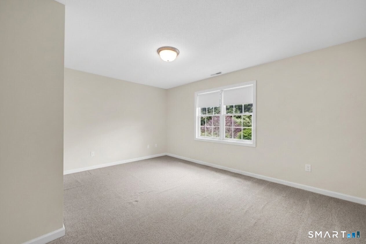 120 Linden Drive photo 22