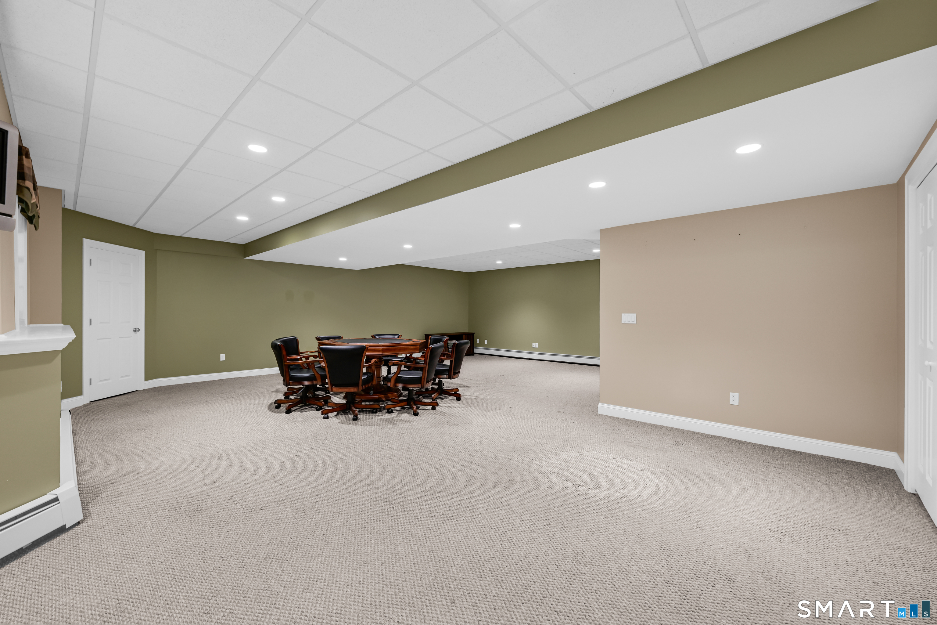 120 Linden Drive photo 26