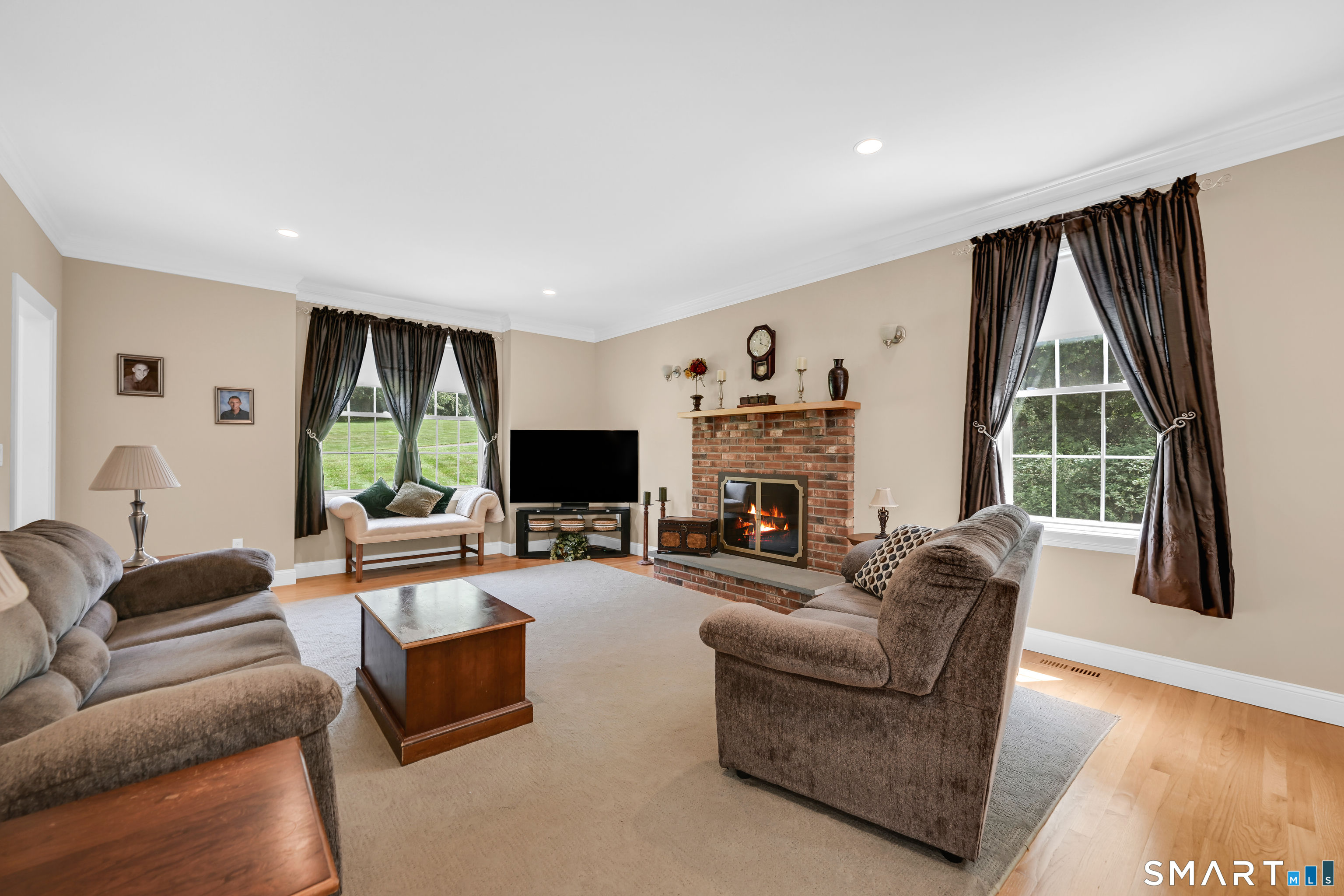120 Linden Drive photo 15