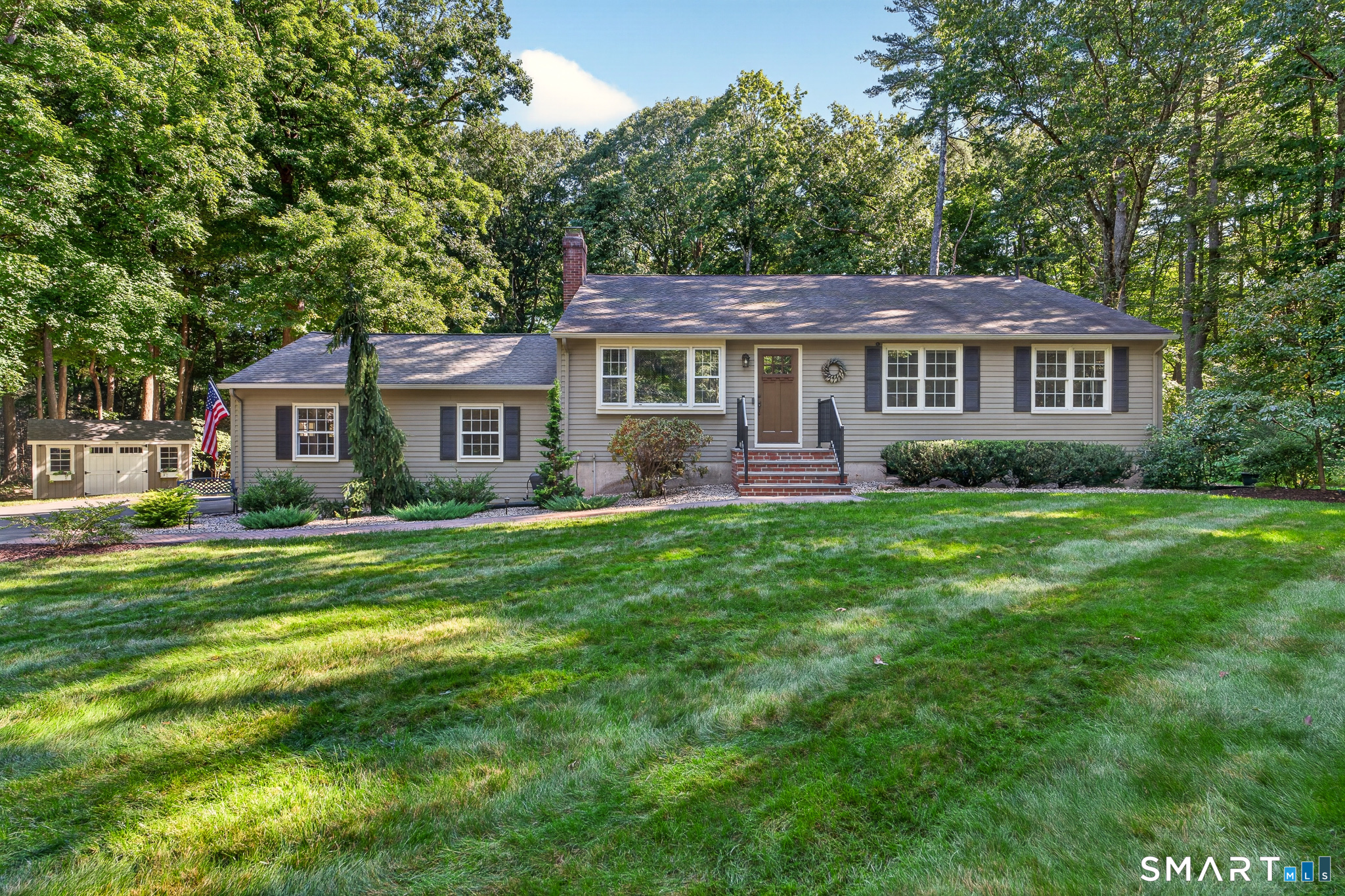 Photo 2 of Single family home for sale at 26 Minister Brk Dr, Simsbury, CT 06070 | MLS# 24206164 | Listing updated on 2026-09-18