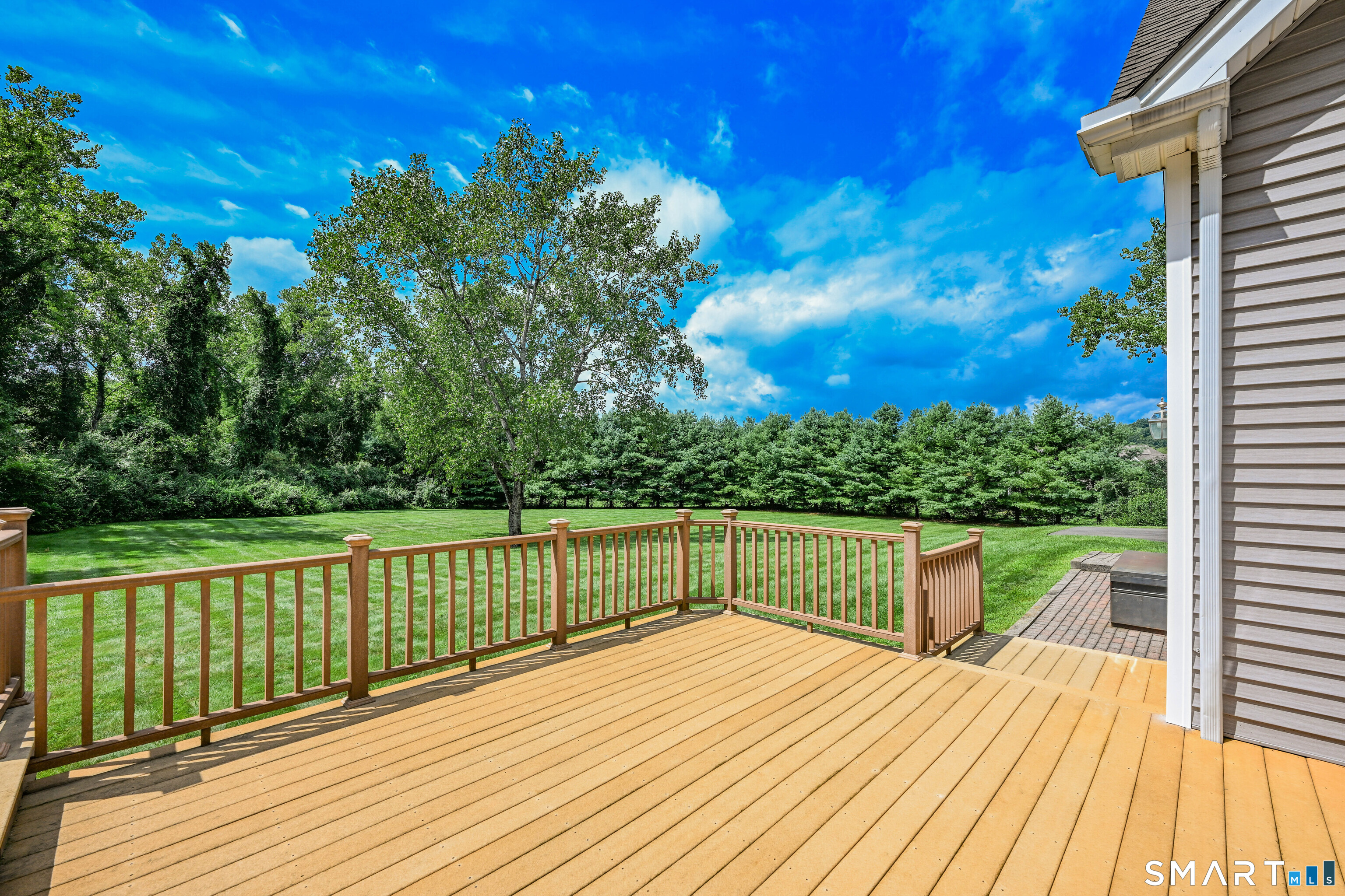 120 Linden Drive photo 35