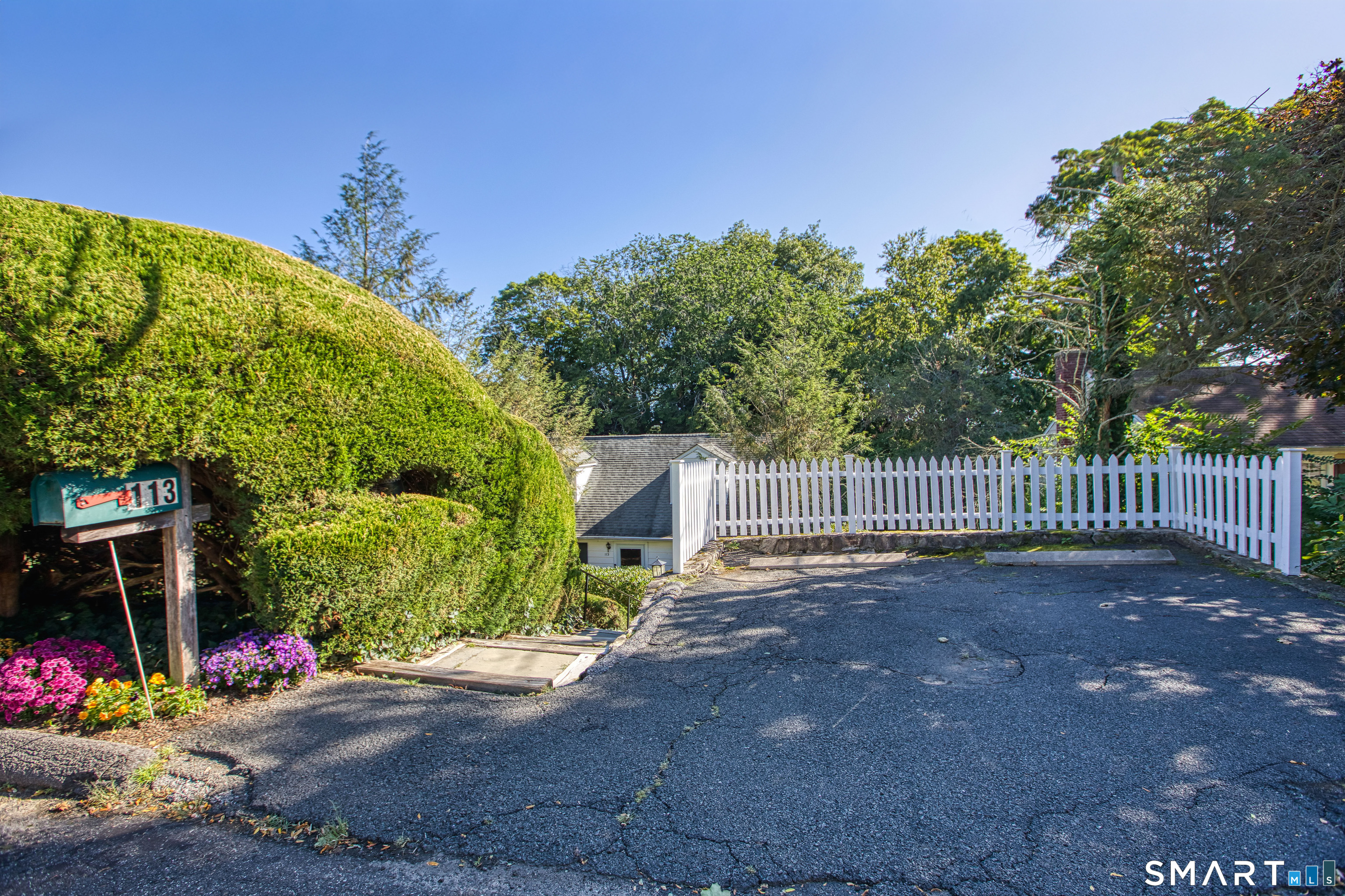 113 Pilgrim Drive photo 36