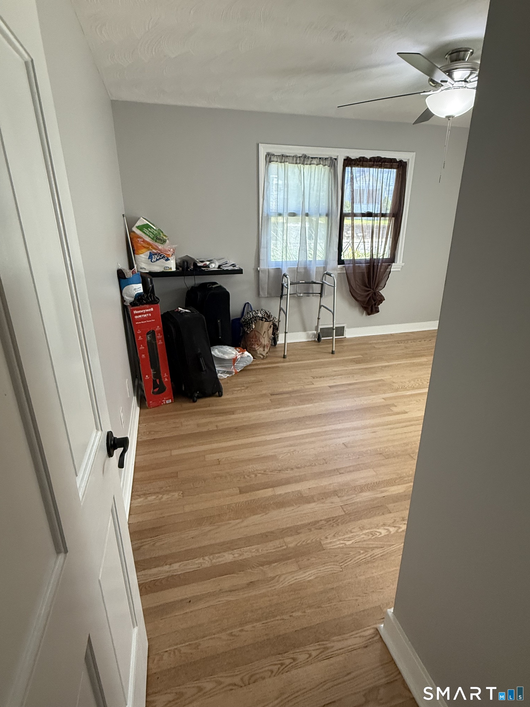 367 Frost Road photo 10