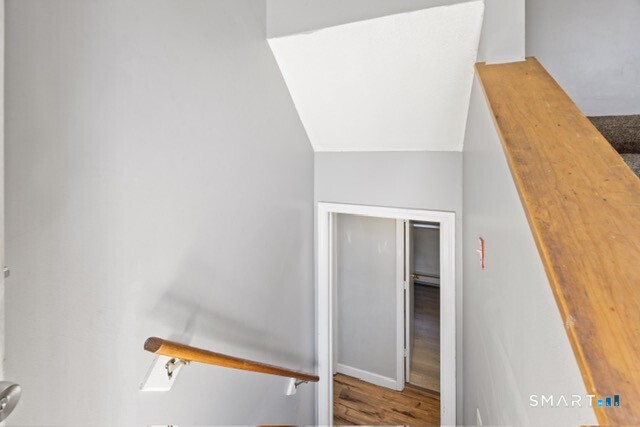 92 Carriage Lane photo 11