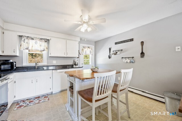 92 Carriage Lane photo 15
