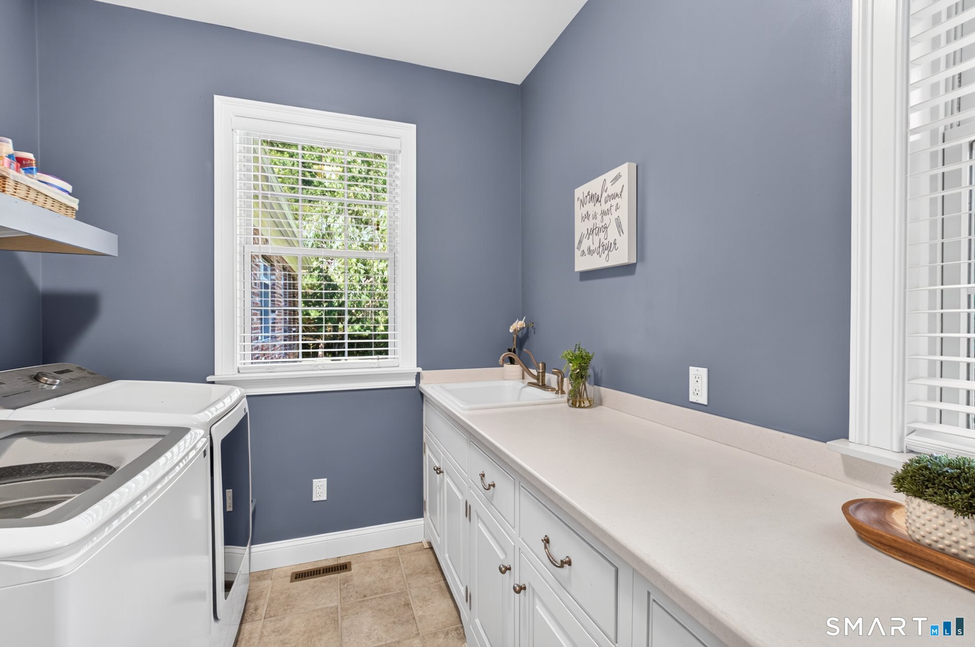 41 Portage Crossing photo 18