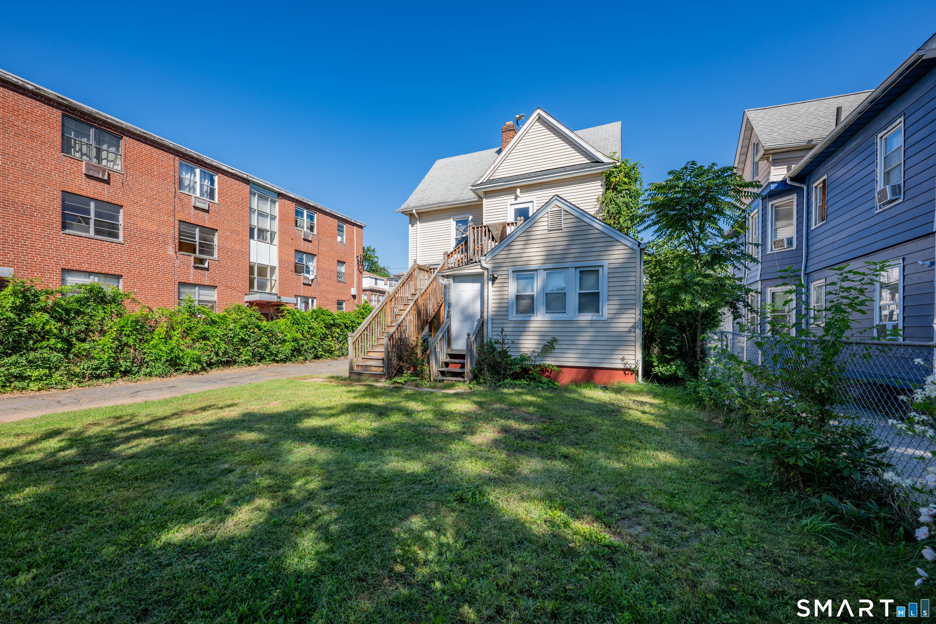 145 Adelaide Street photo 27