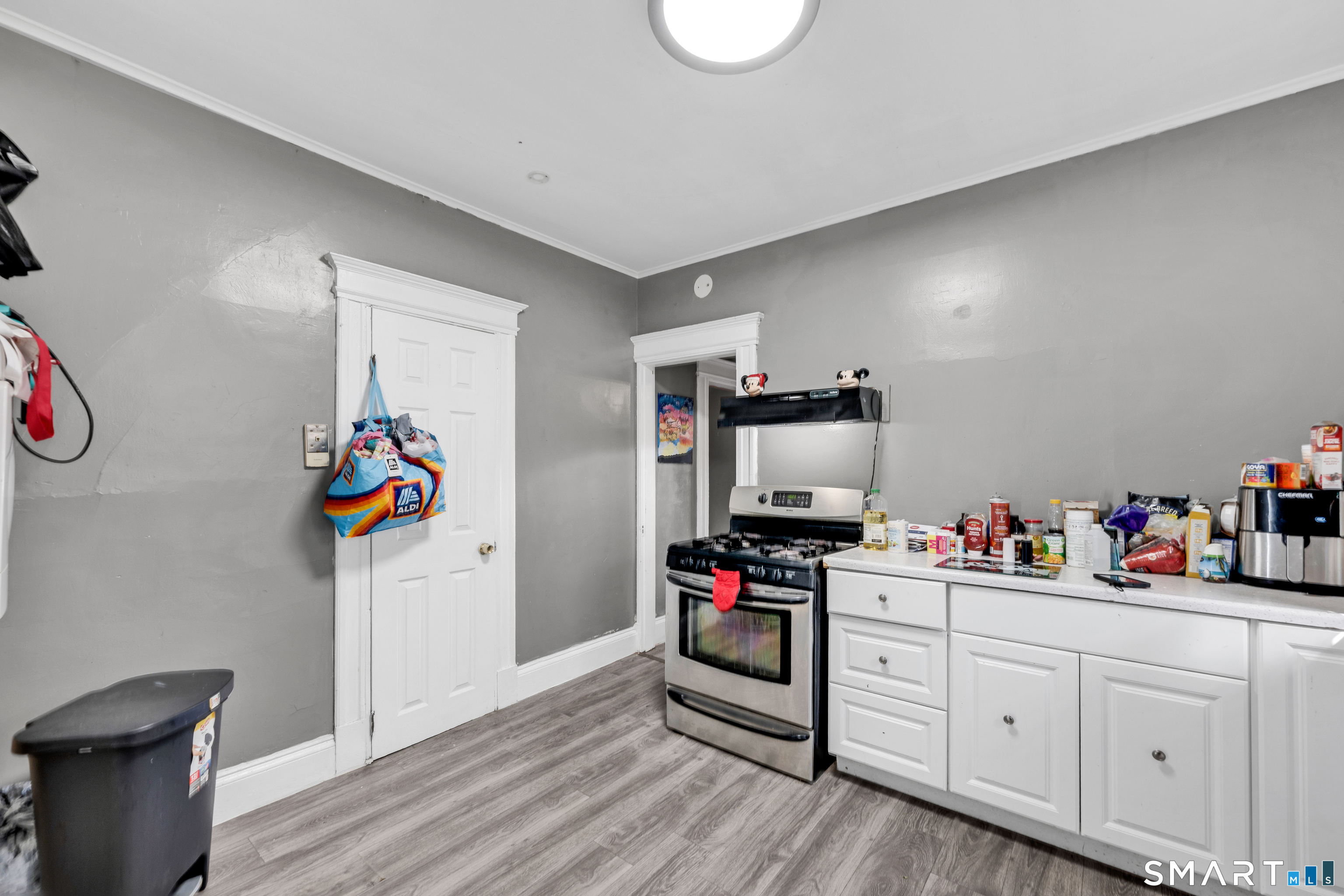 145 Adelaide Street photo 10