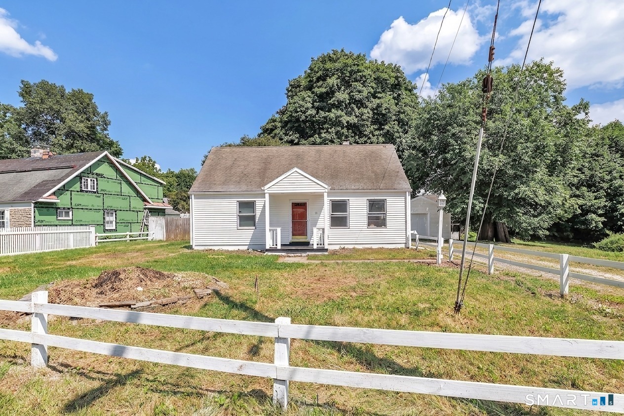 13 Fairchild Drive photo 33