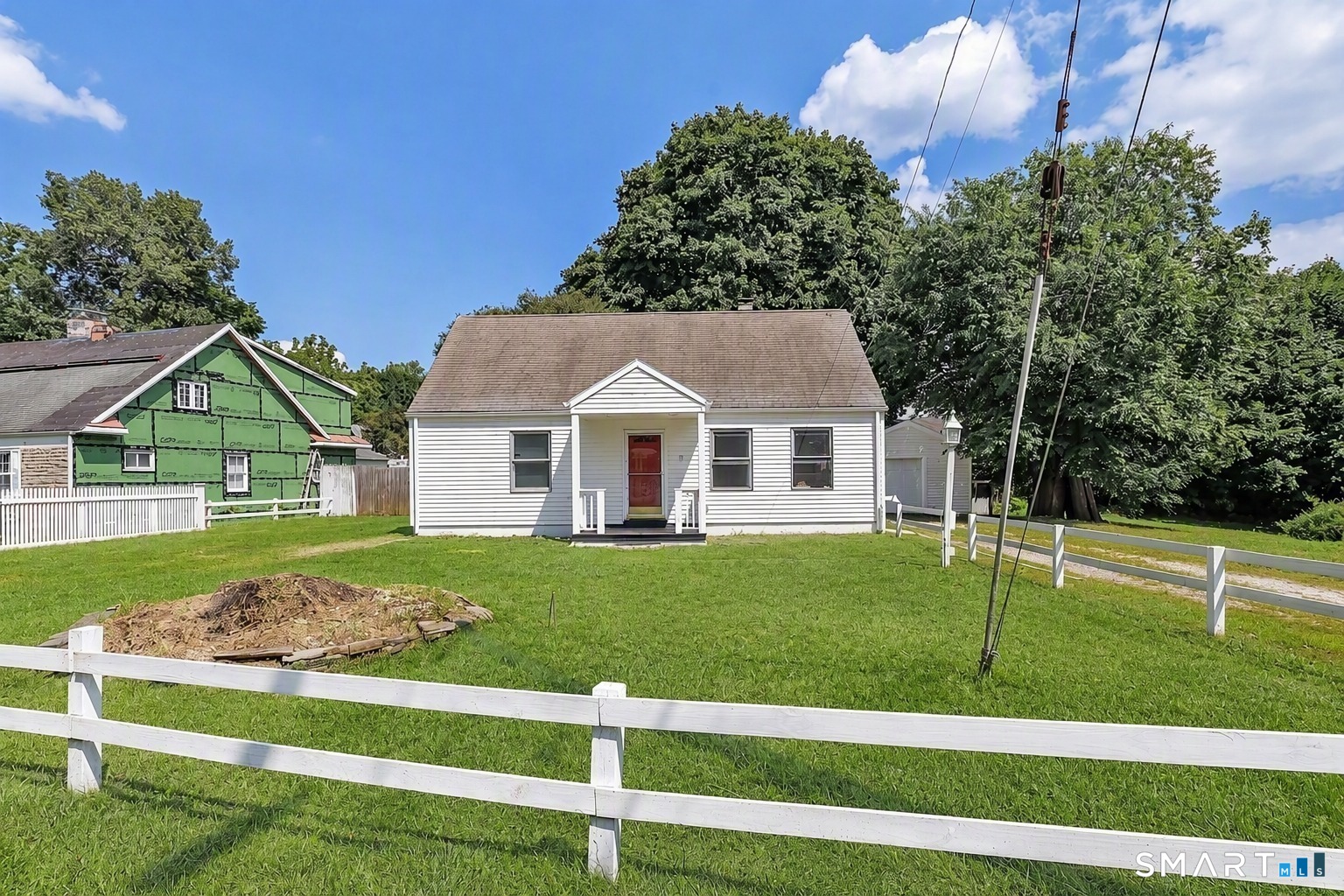 13 Fairchild Drive photo 34