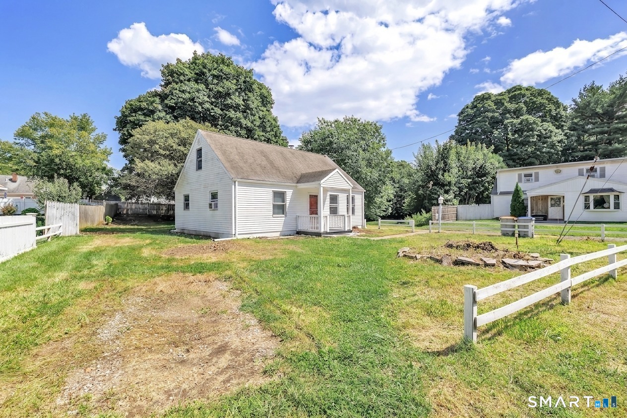13 Fairchild Drive photo 35
