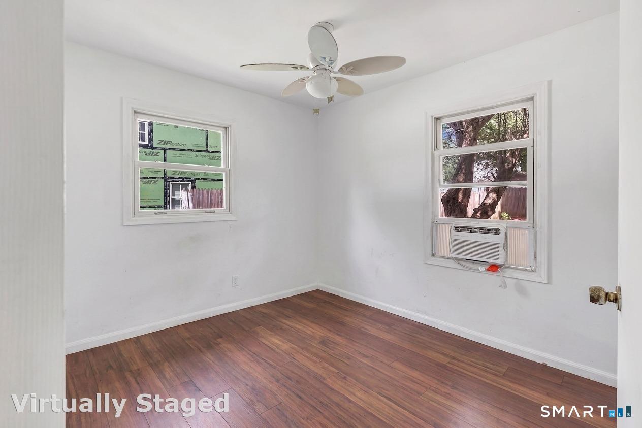 13 Fairchild Drive photo 17