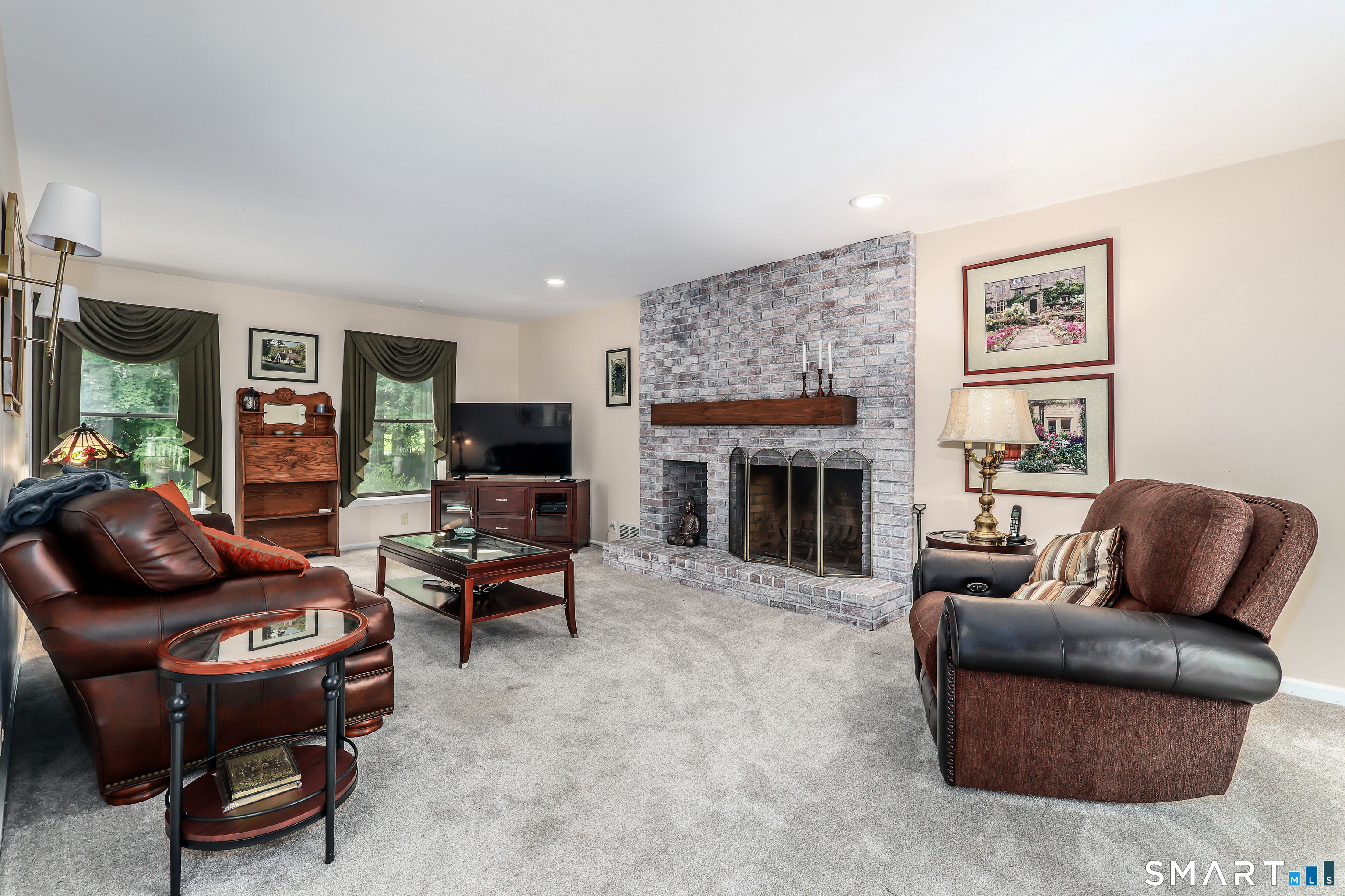 33 Brookwood Drive photo 12