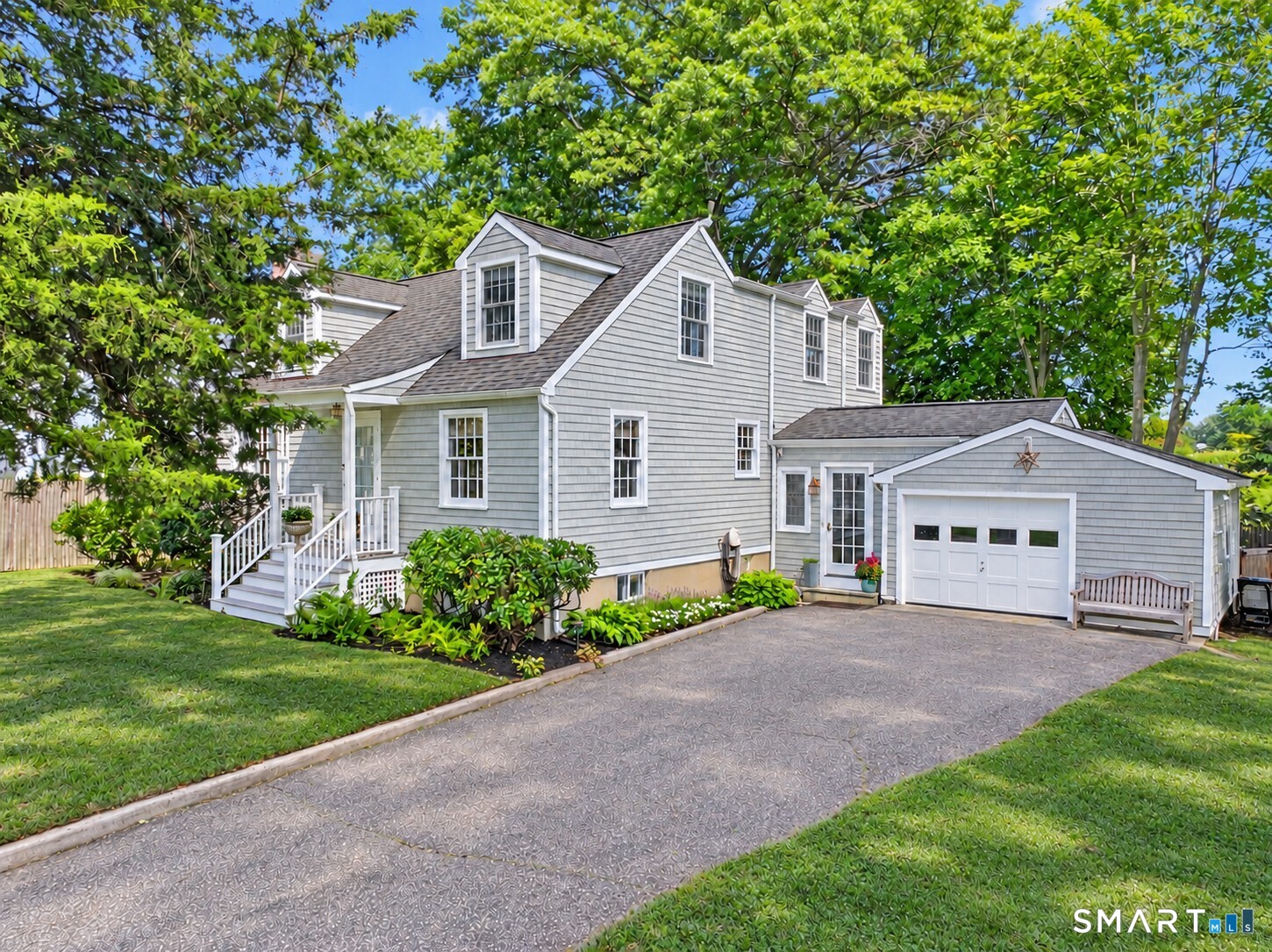 233 Beaumont Street — photo 1