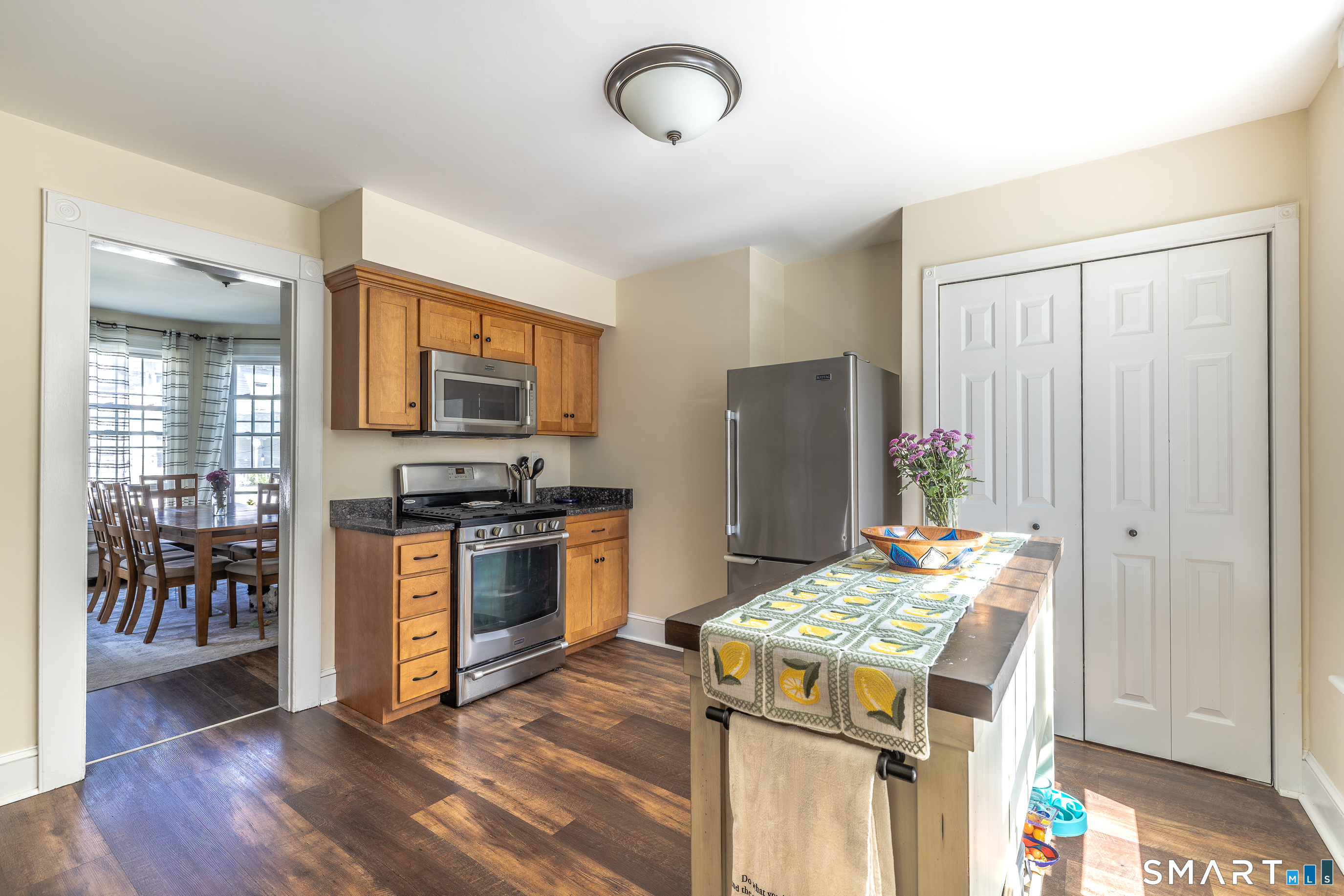 120 Howe Avenue photo 10