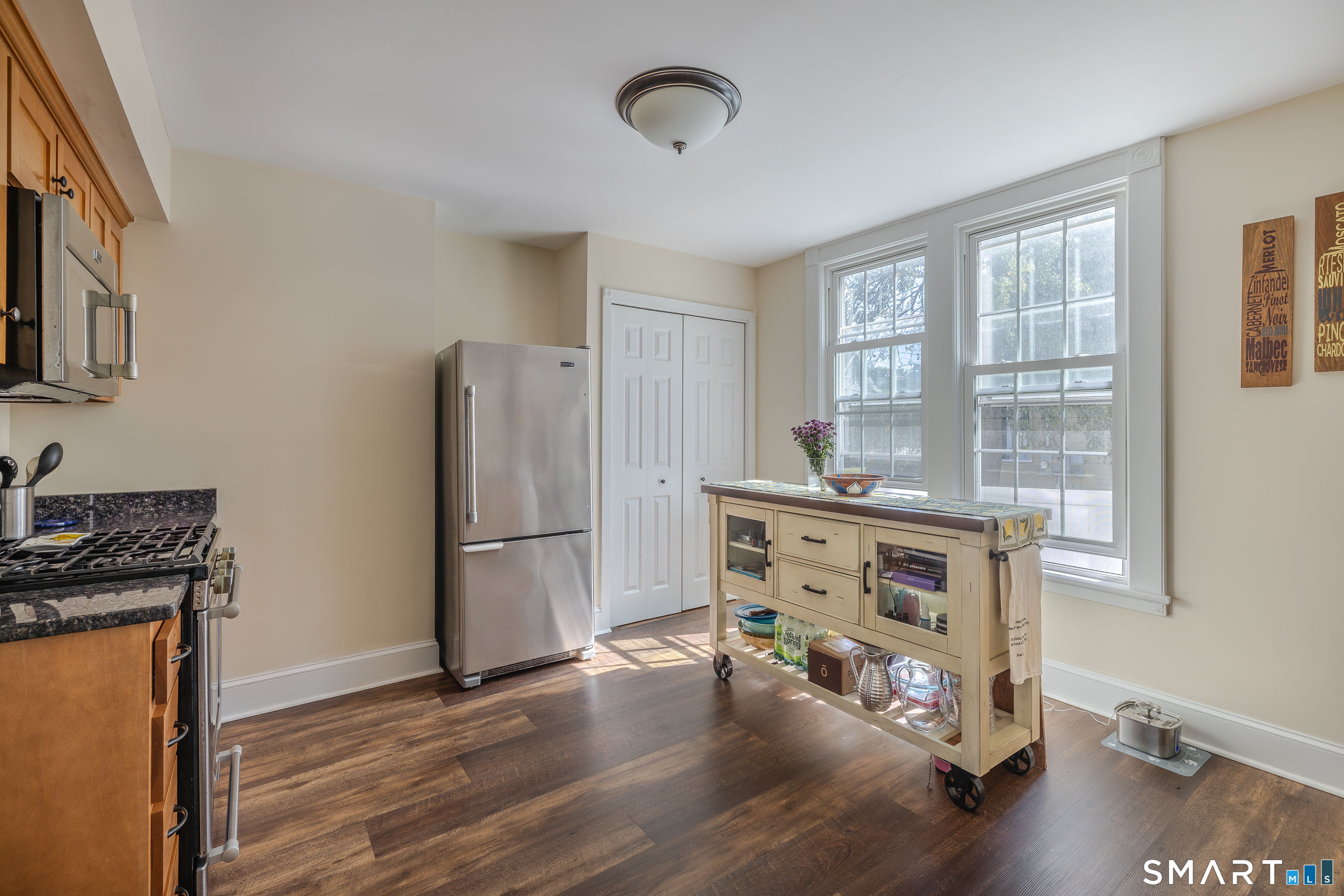 120 Howe Avenue photo 11