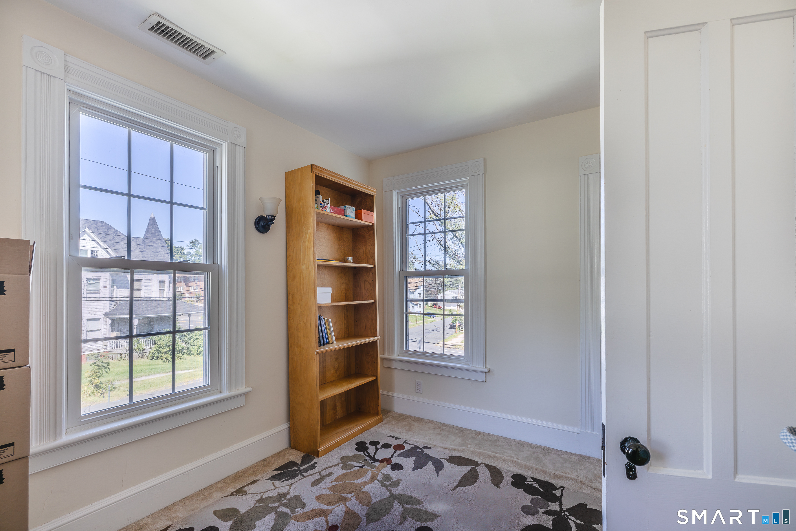 120 Howe Avenue photo 19