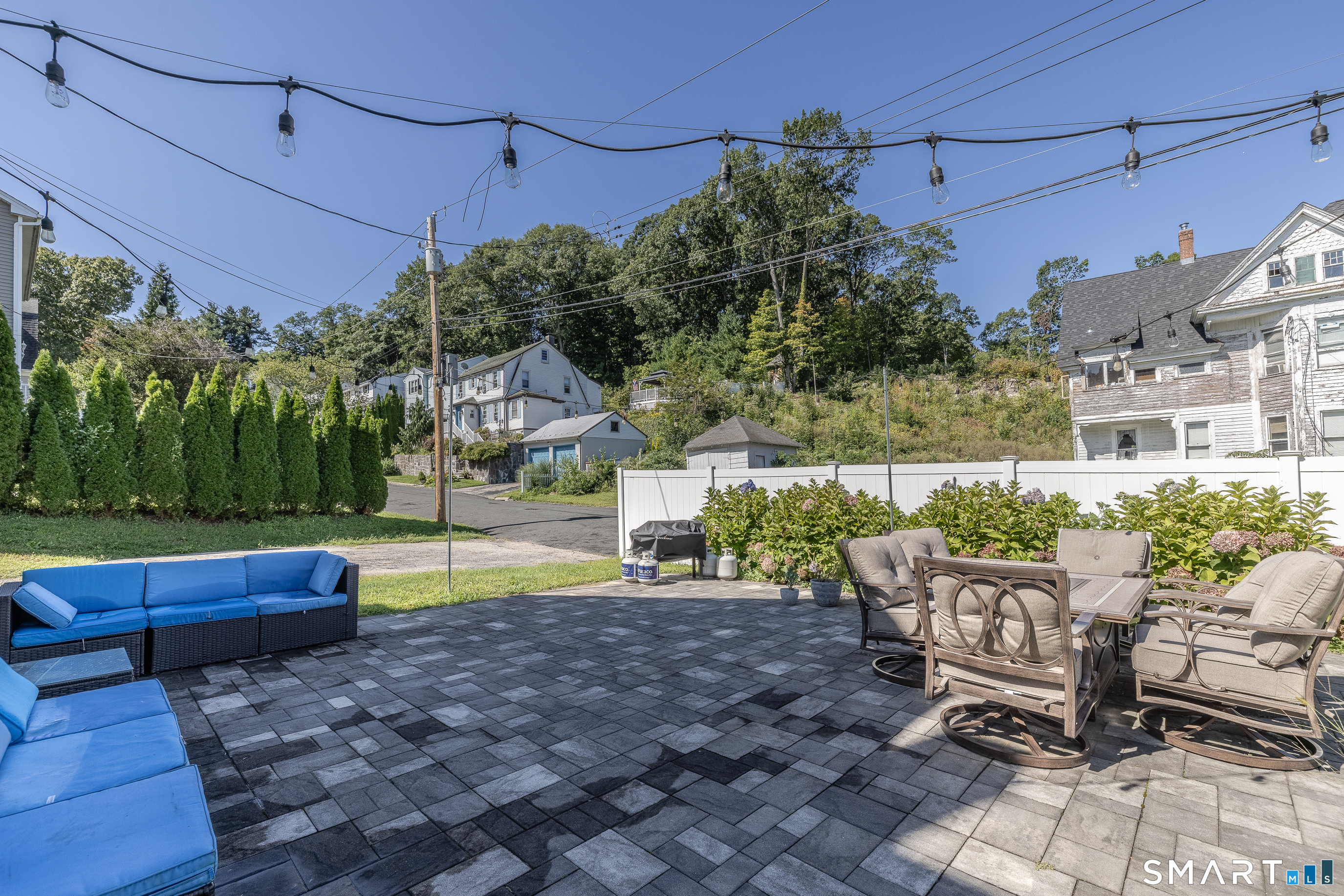 120 Howe Avenue photo 24