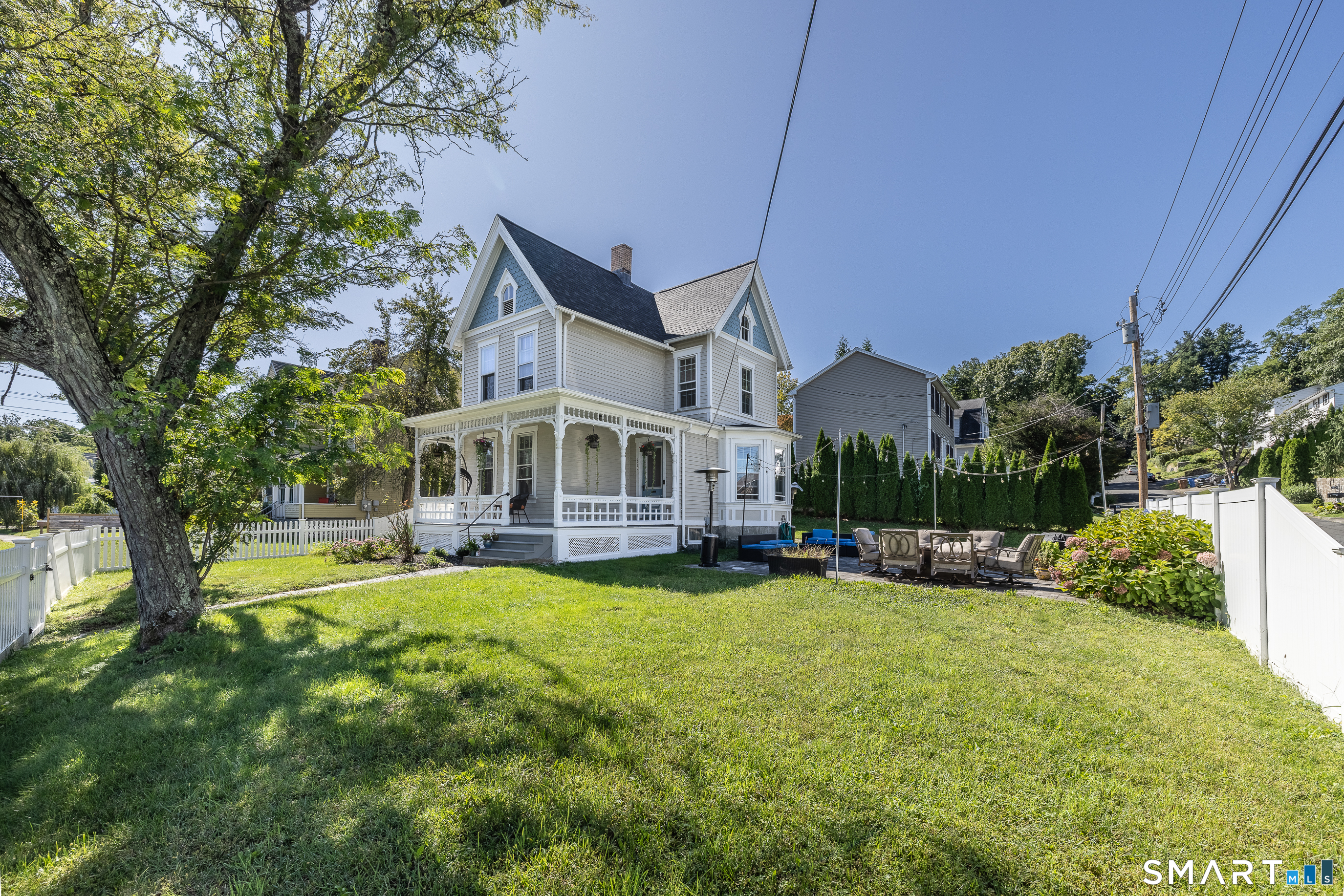 120 Howe Avenue photo 26