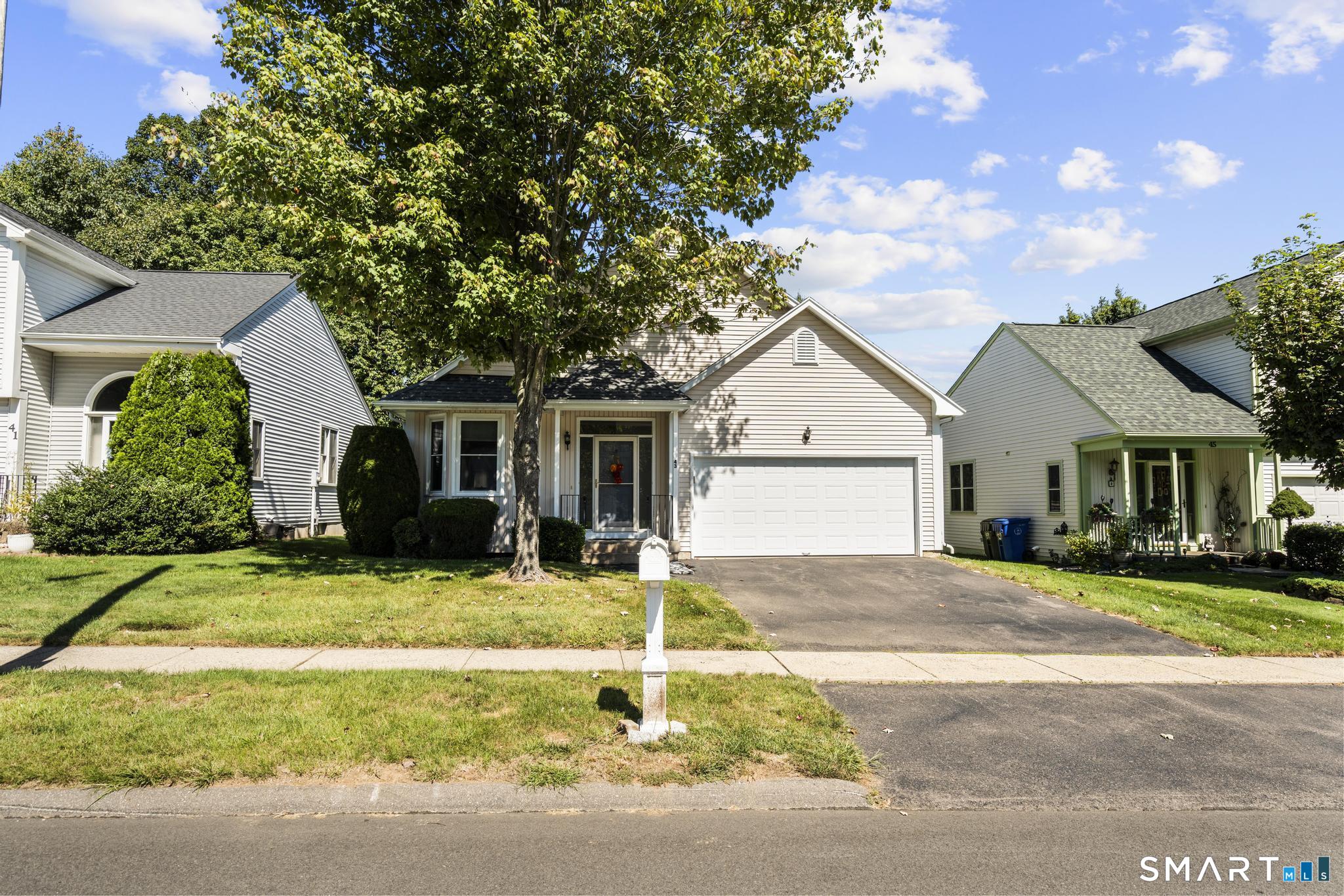 43 Pepper Bush Lane photo 4