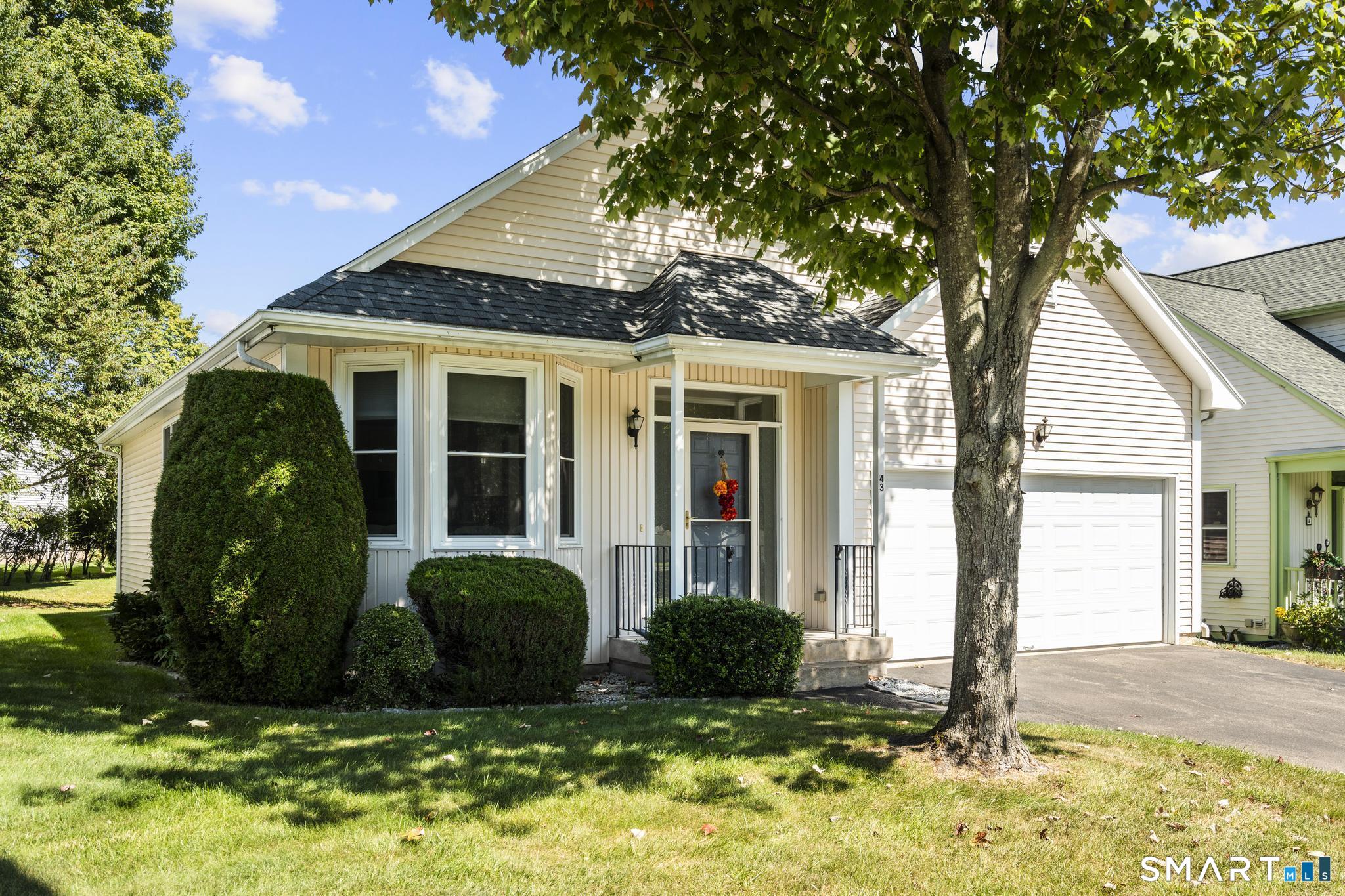 43 Pepper Bush Lane photo 3
