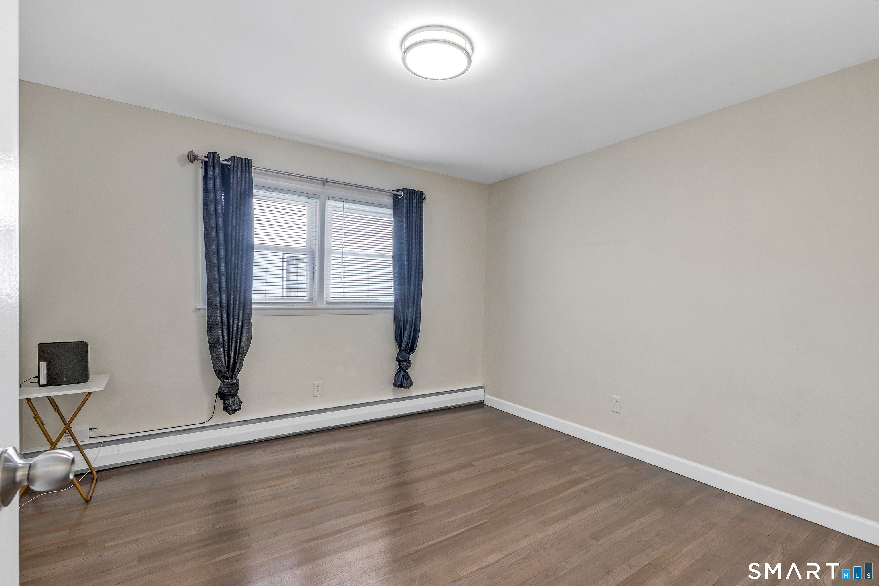 345 Harlem Avenue photo 17