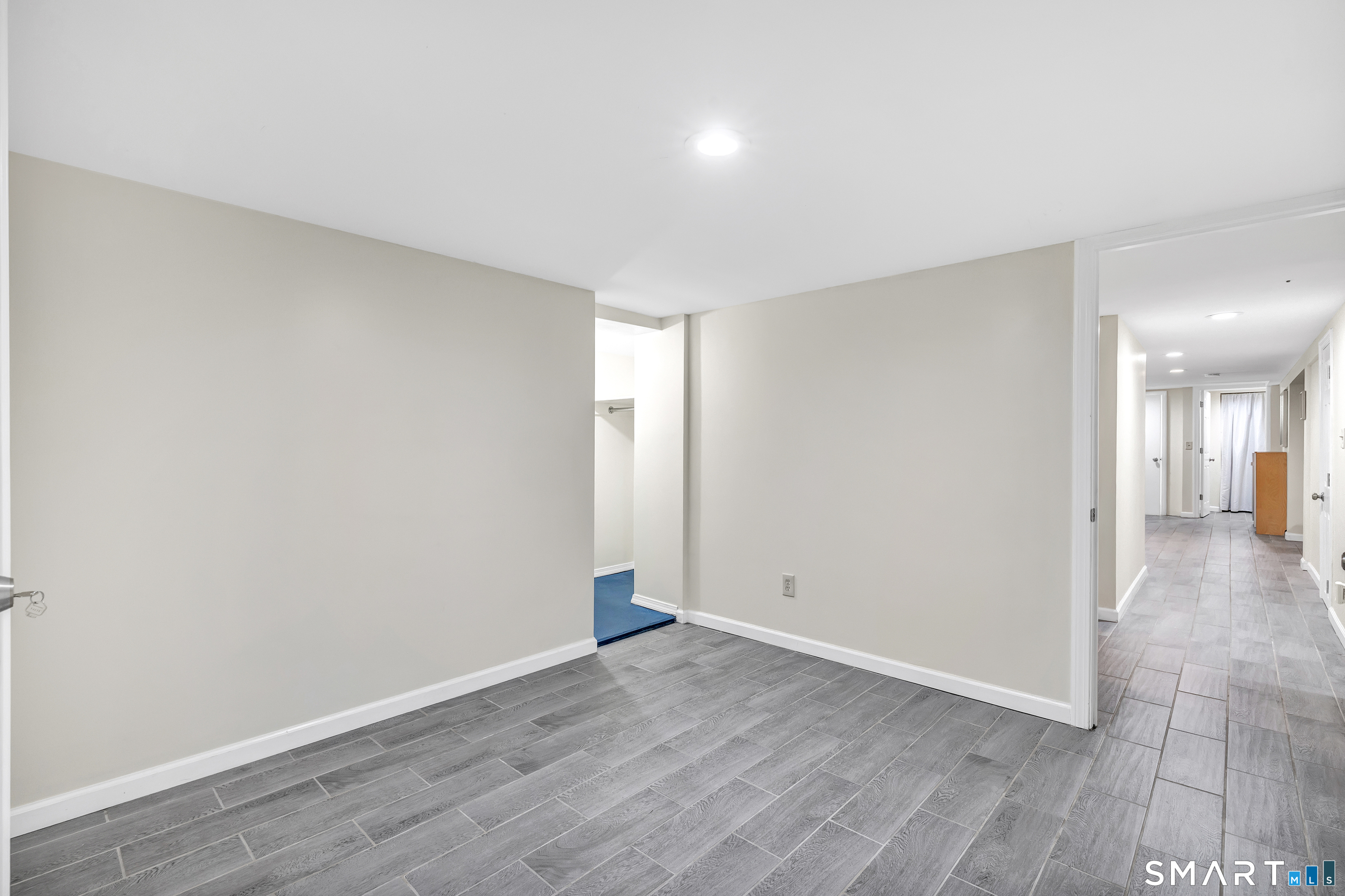 345 Harlem Avenue photo 30