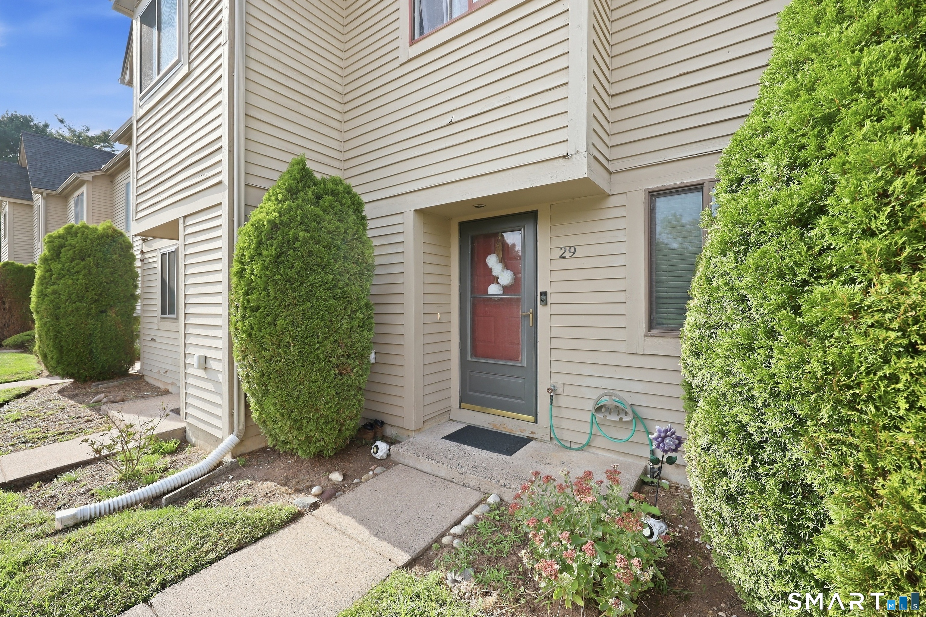 Photo 2 of Townhouse for sale at 195 Village Sq Dr #29, New Britain, CT 06053 | MLS# 24206780 | Listing updated on 2026-09-17