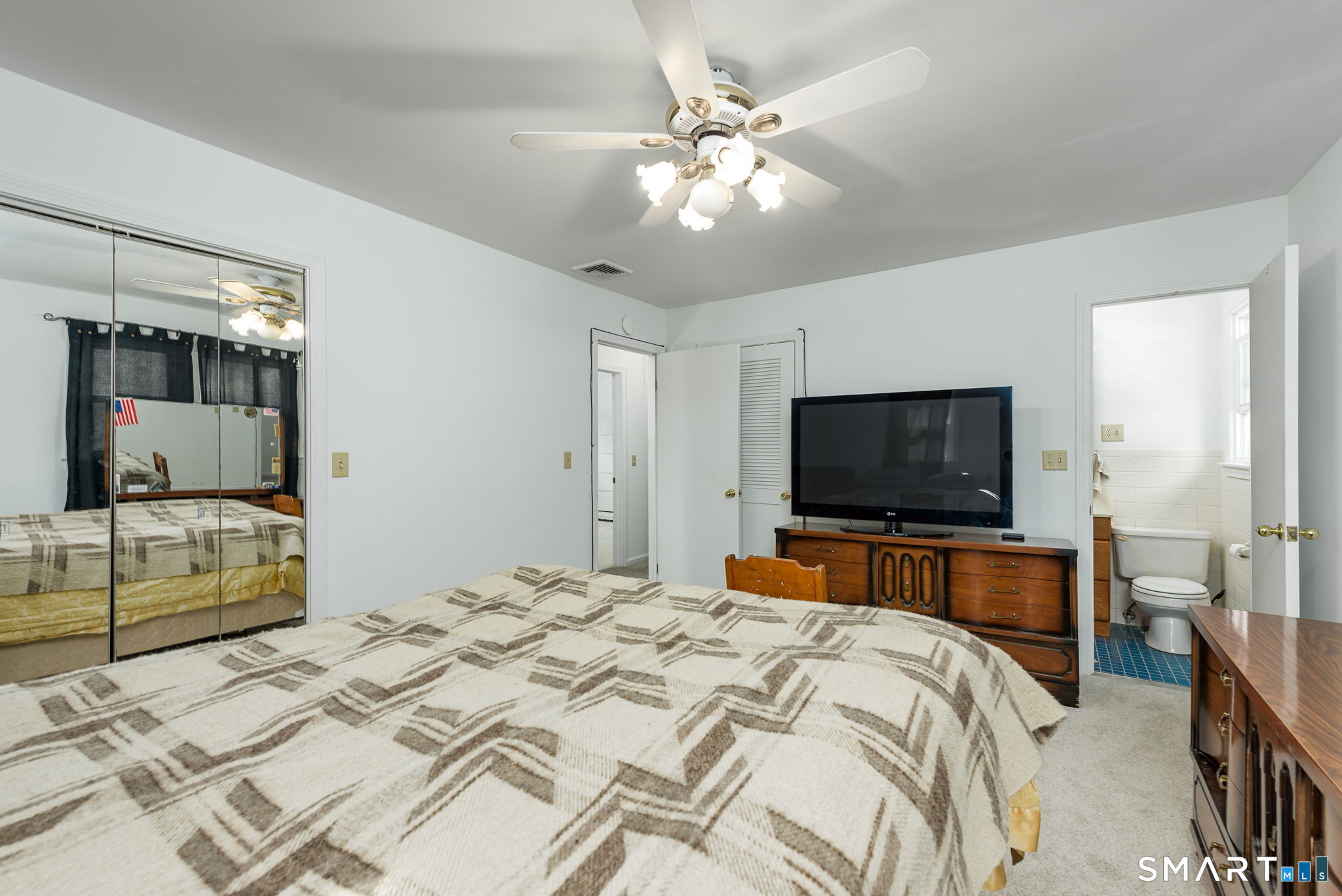 8 Smith Haven Drive photo 20