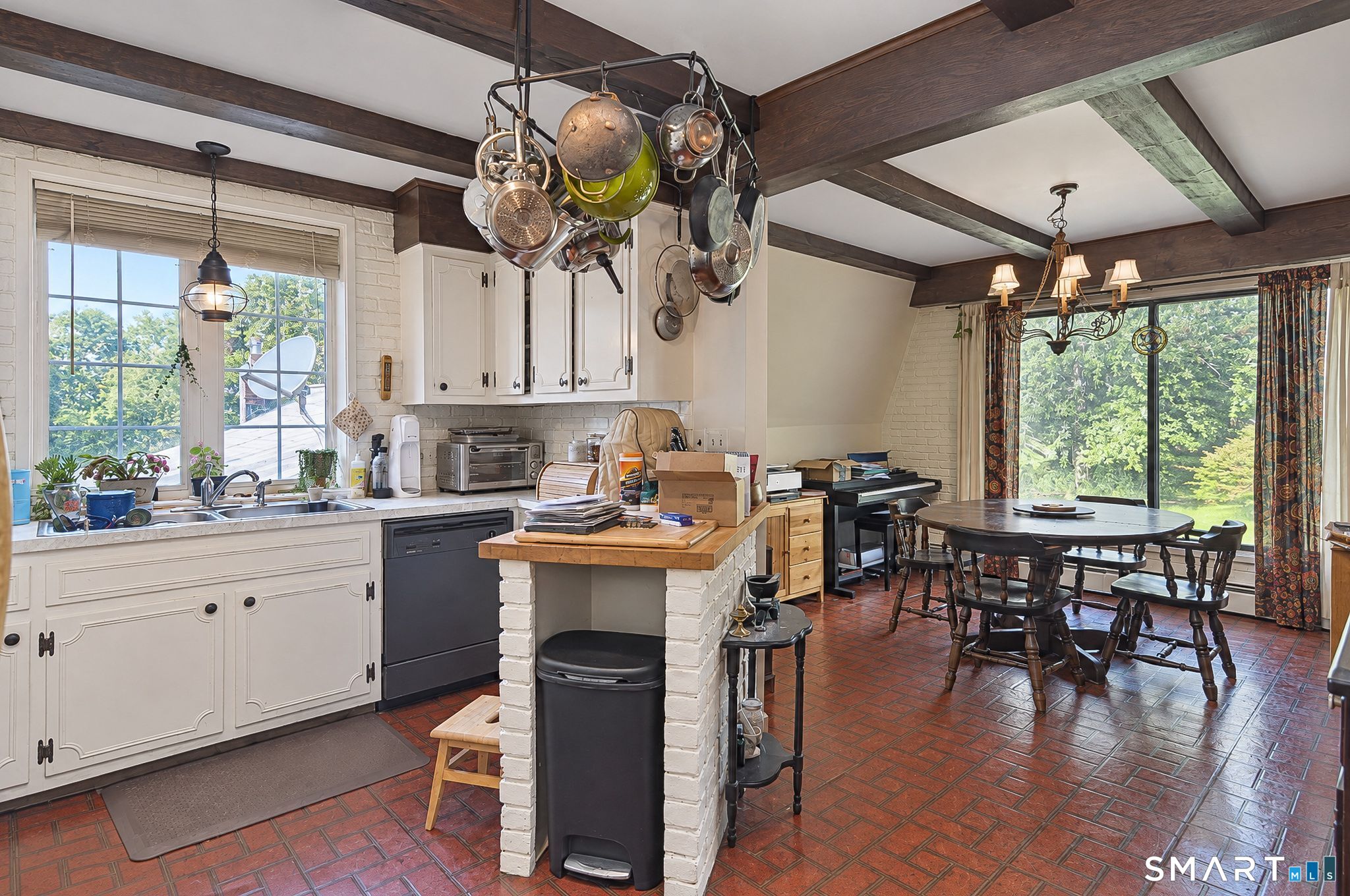 16 Mount Nebo Road photo 22