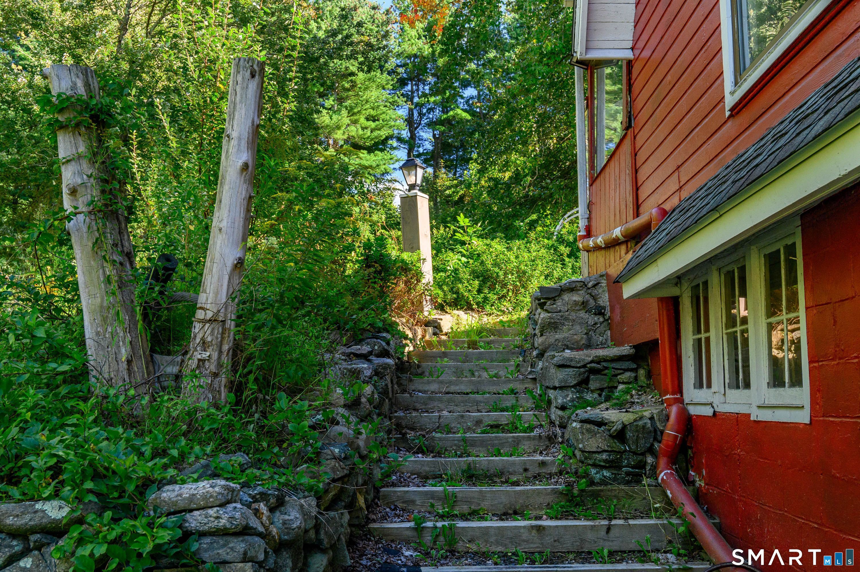16 Mount Nebo Road photo 20