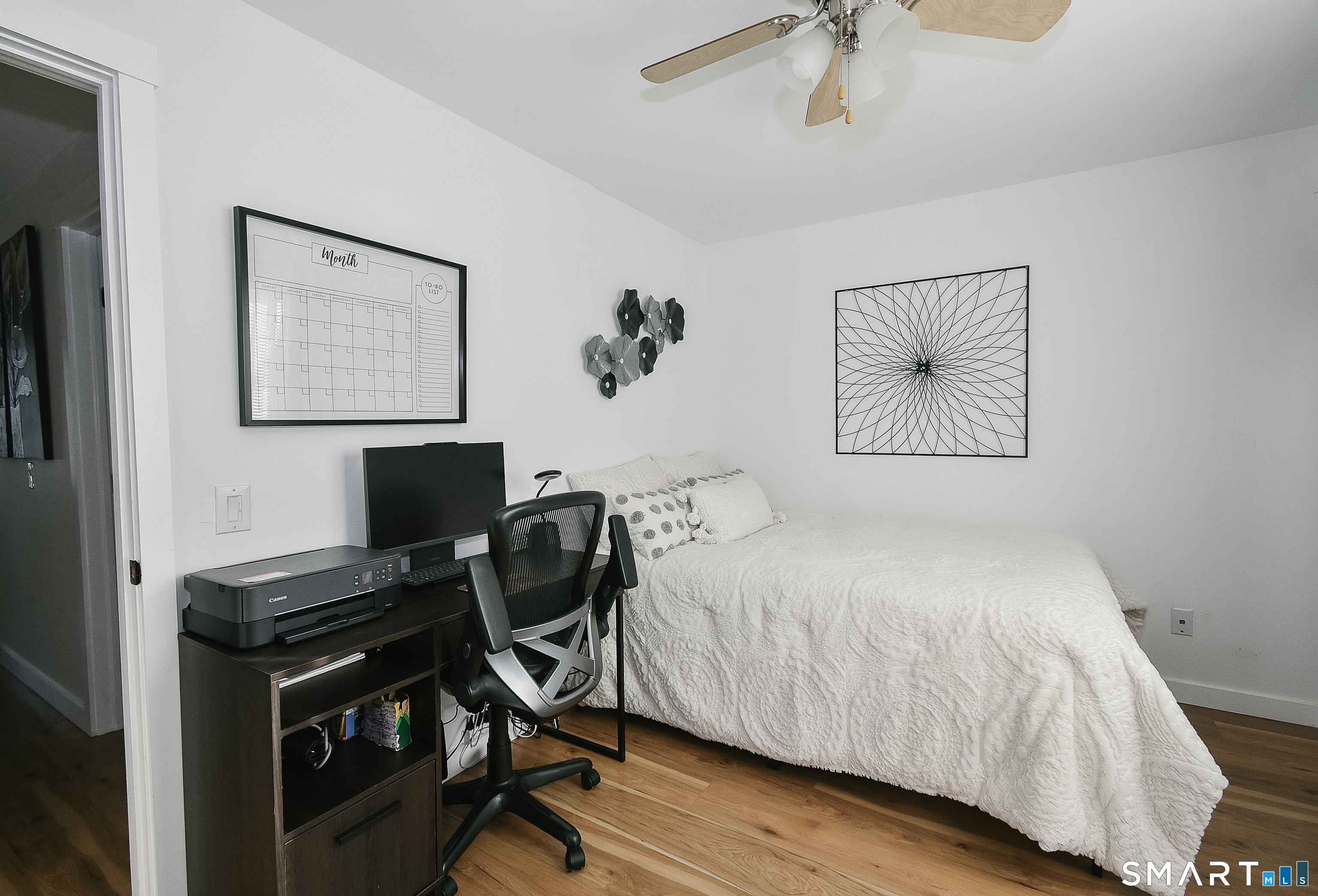 410 Farmington Avenue Unit #L2 photo 18