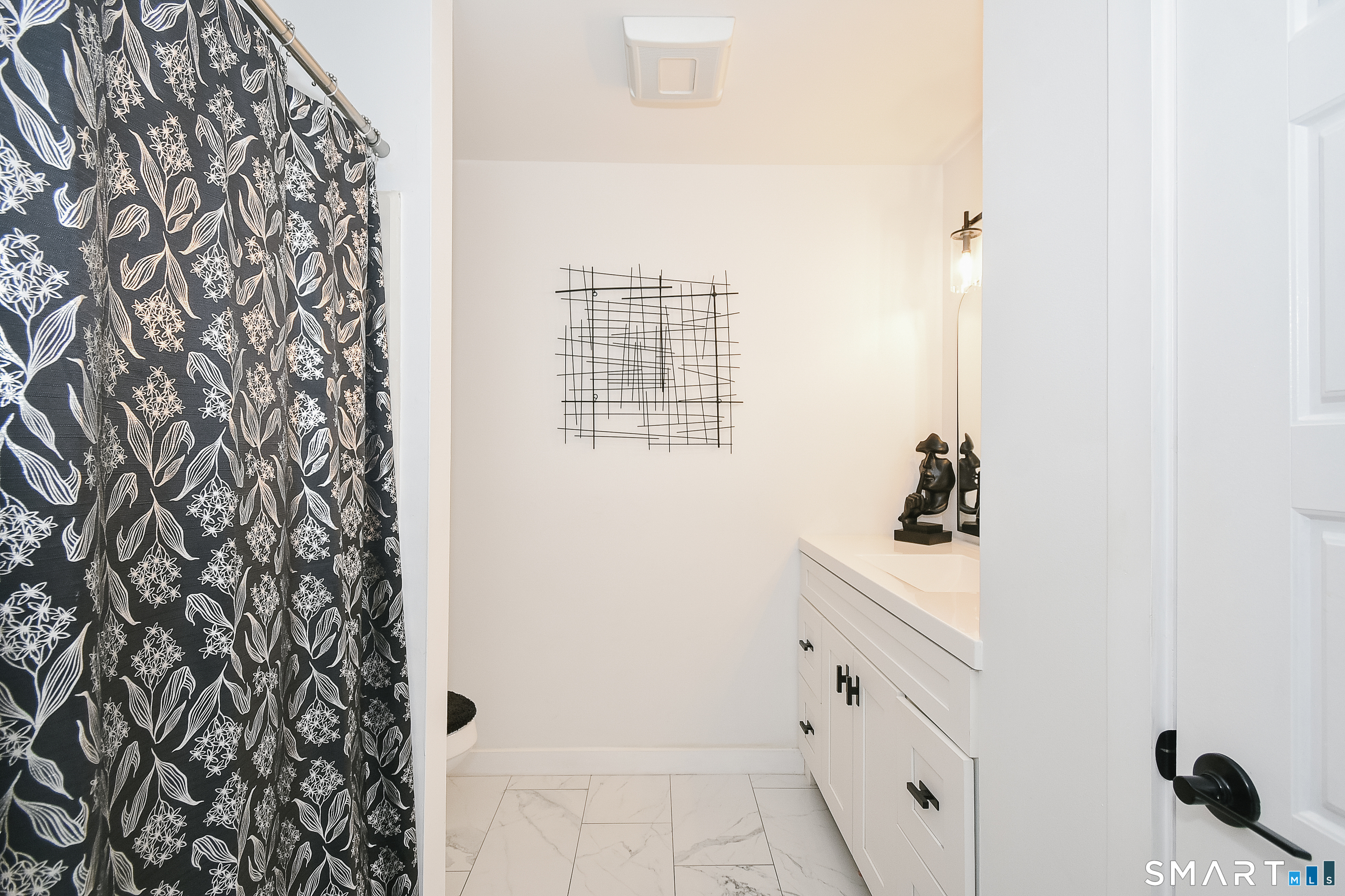 410 Farmington Avenue Unit #L2 photo 19