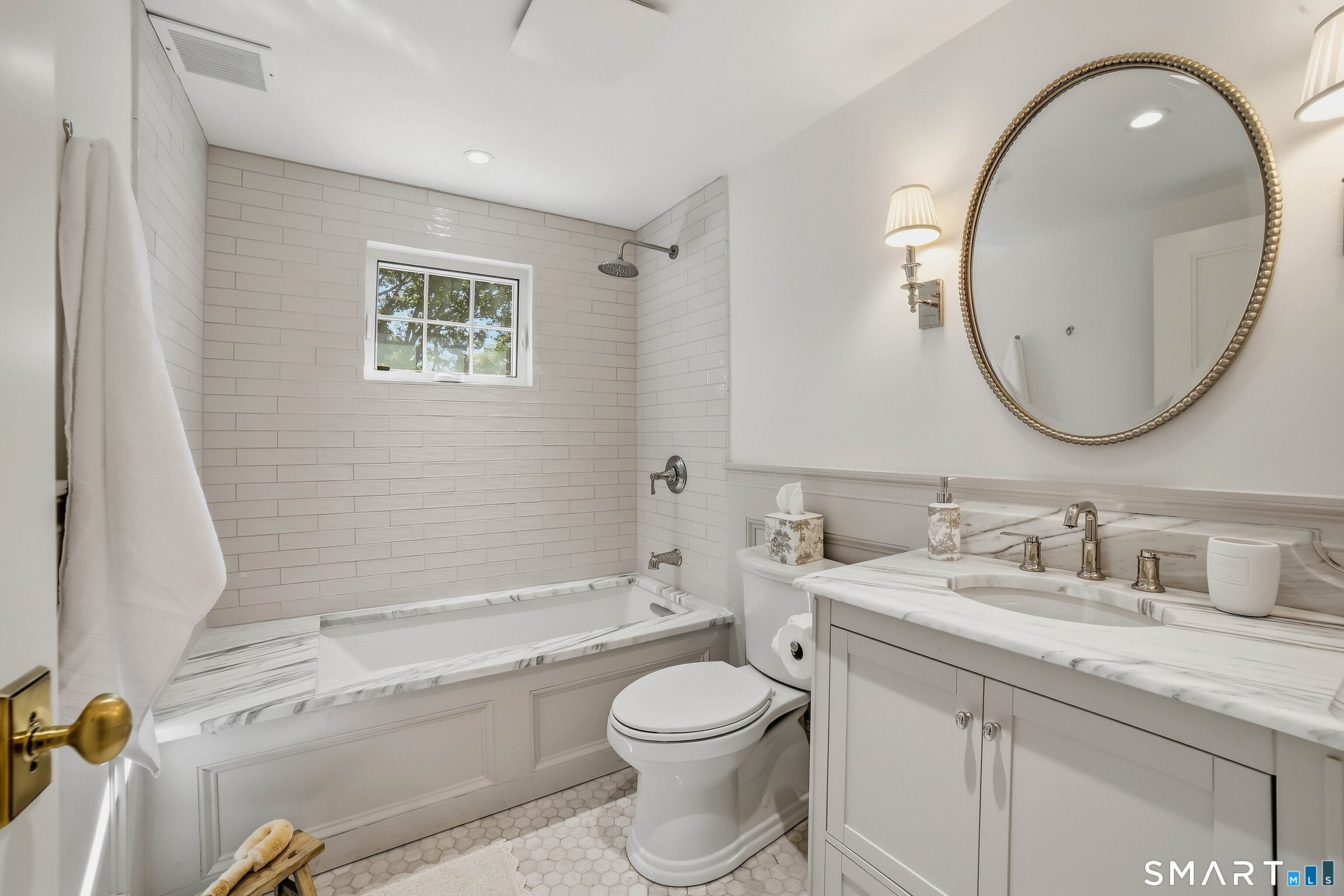 855 Prospect Street photo 26