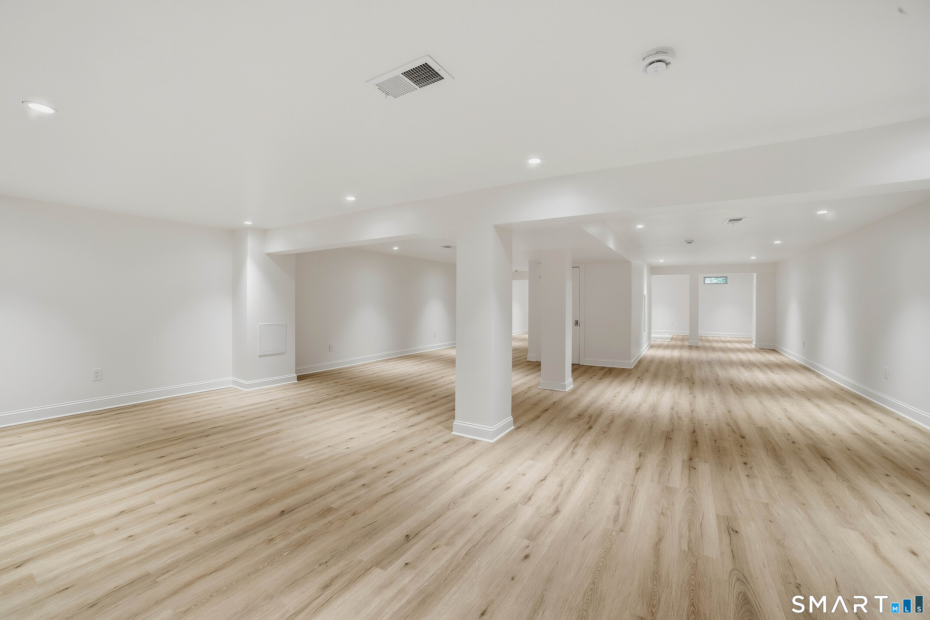 855 Prospect Street photo 27