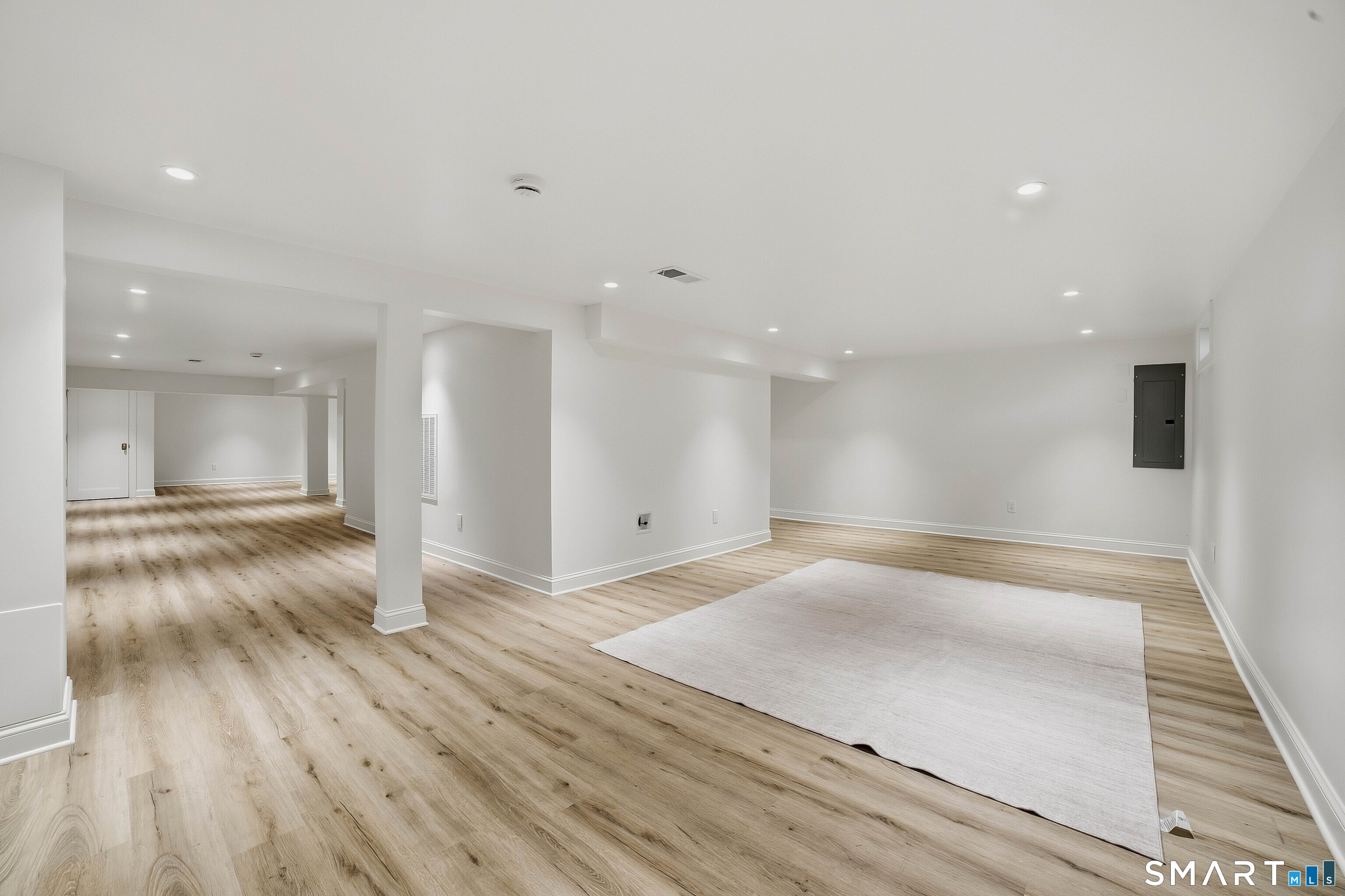 855 Prospect Street photo 28
