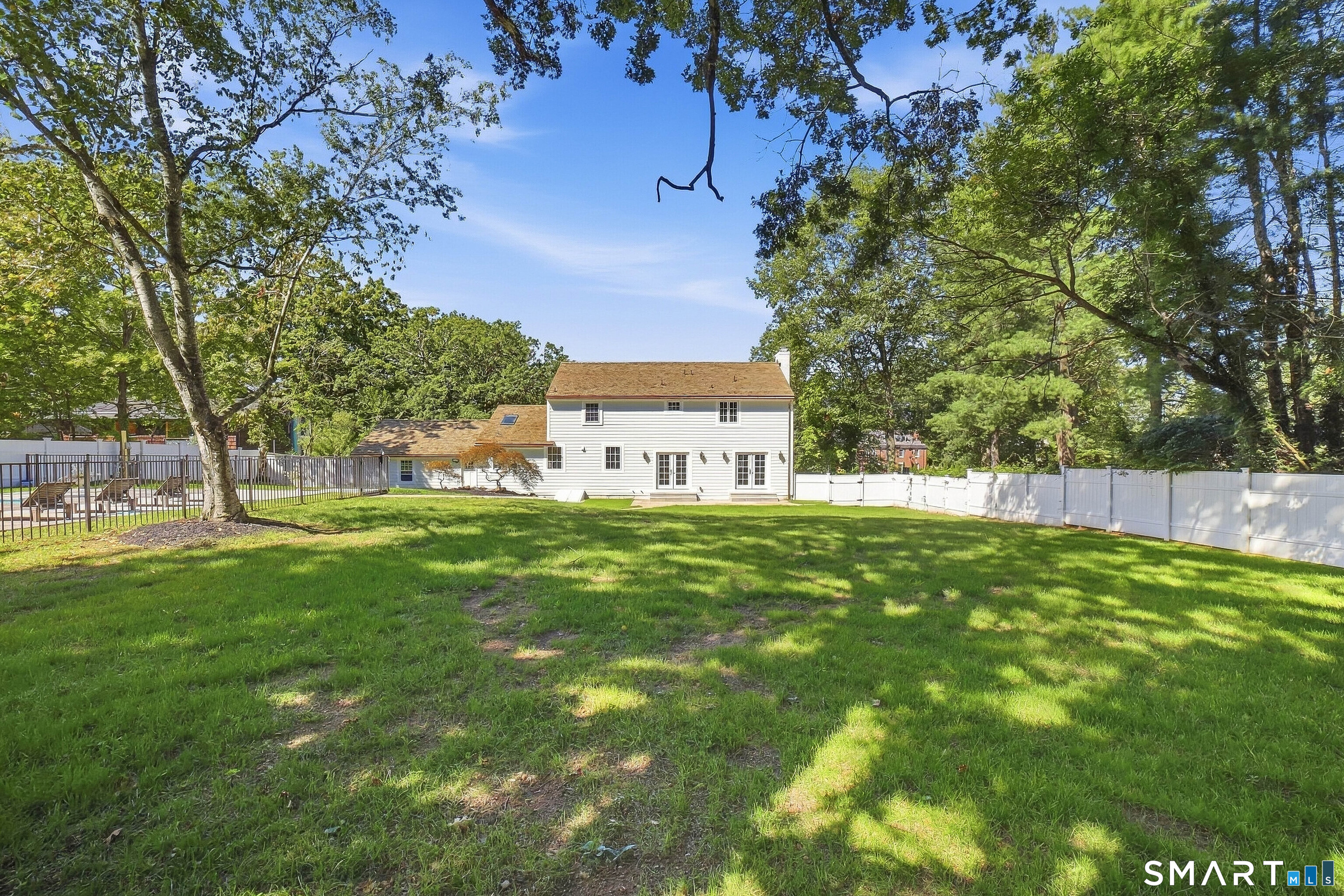 855 Prospect Street photo 31