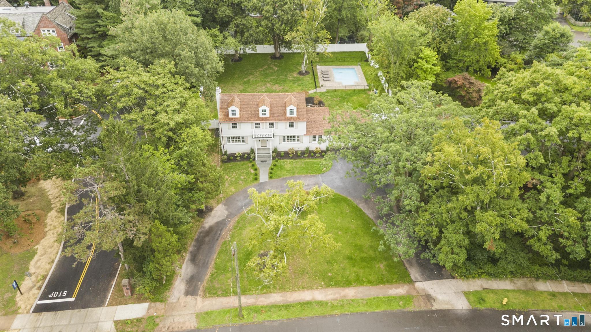 855 Prospect Street photo 32