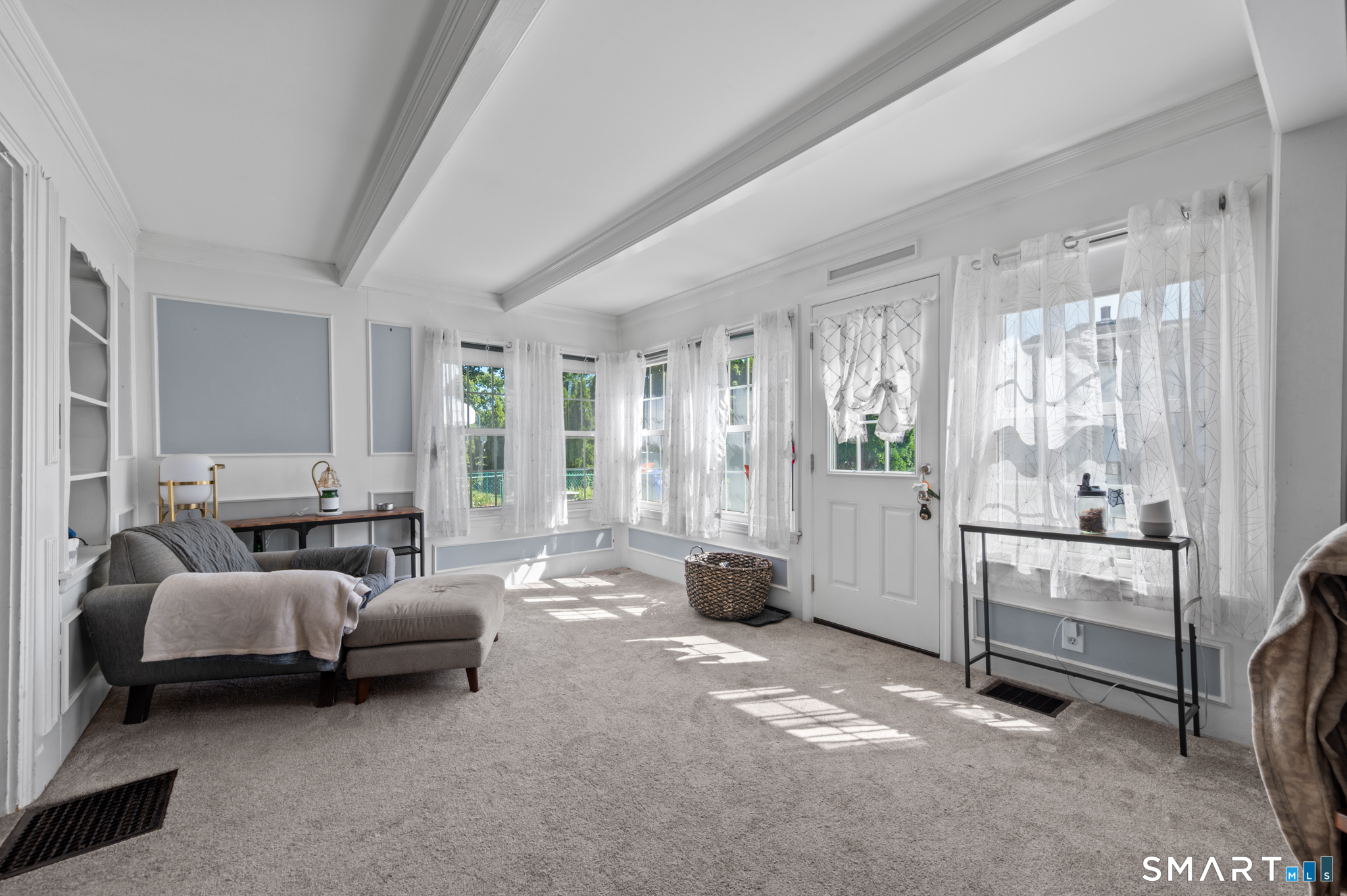 271 Meriden Avenue photo 8
